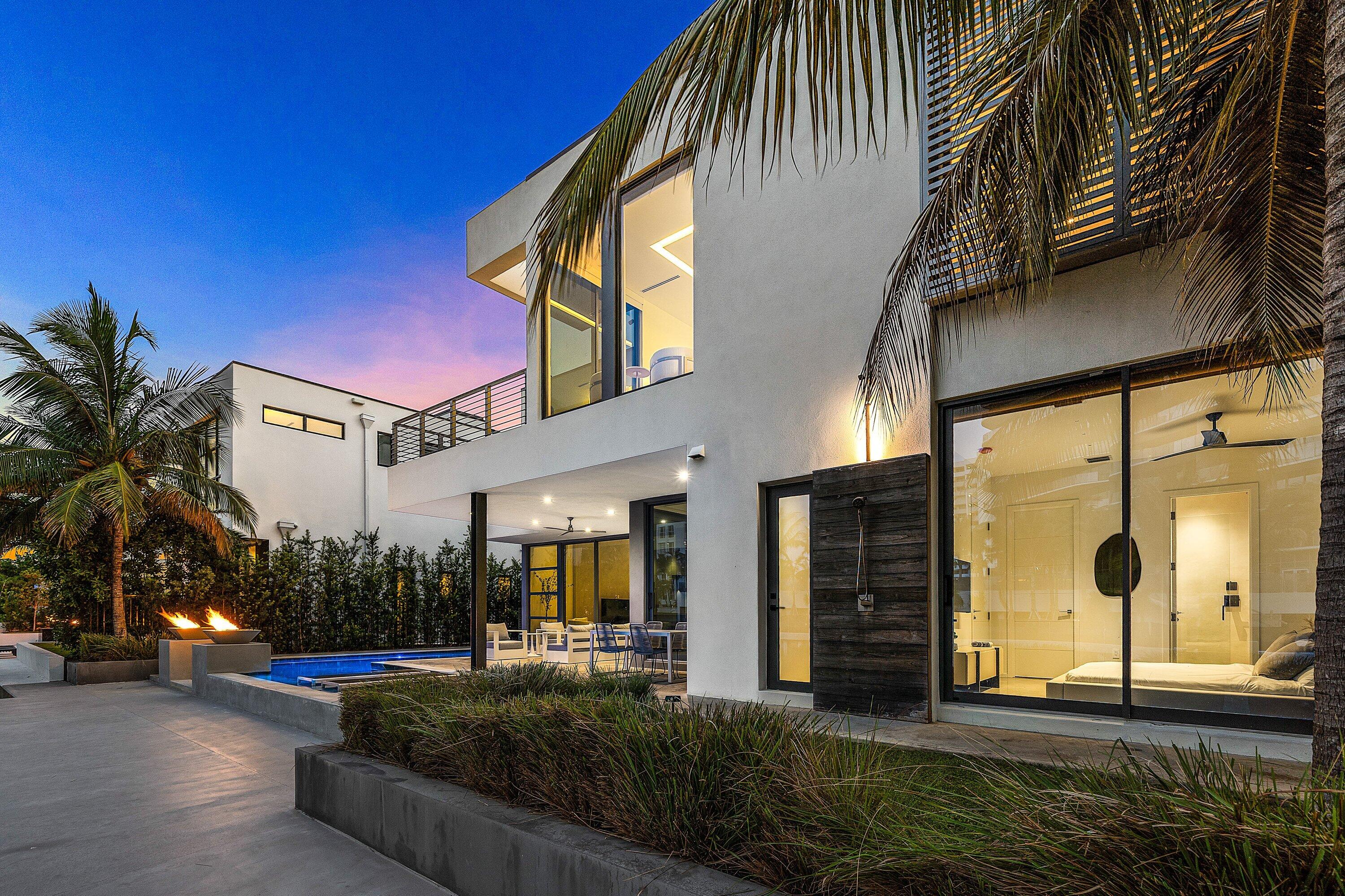 1650 E Terra Mar Drive, Lauderdale-By-The-Sea