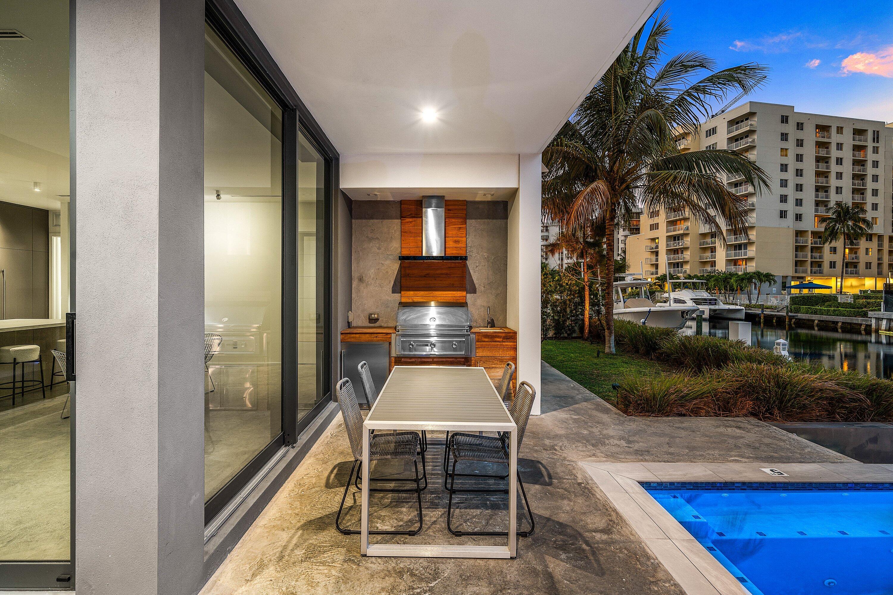 1650 E Terra Mar Drive, Lauderdale-By-The-Sea