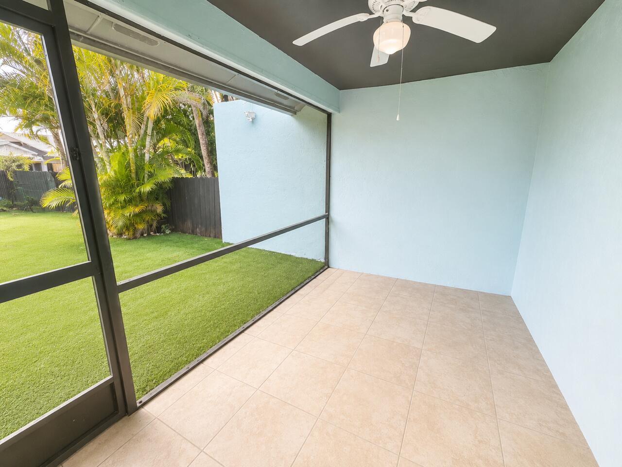 2132 NE Pelican Terrace