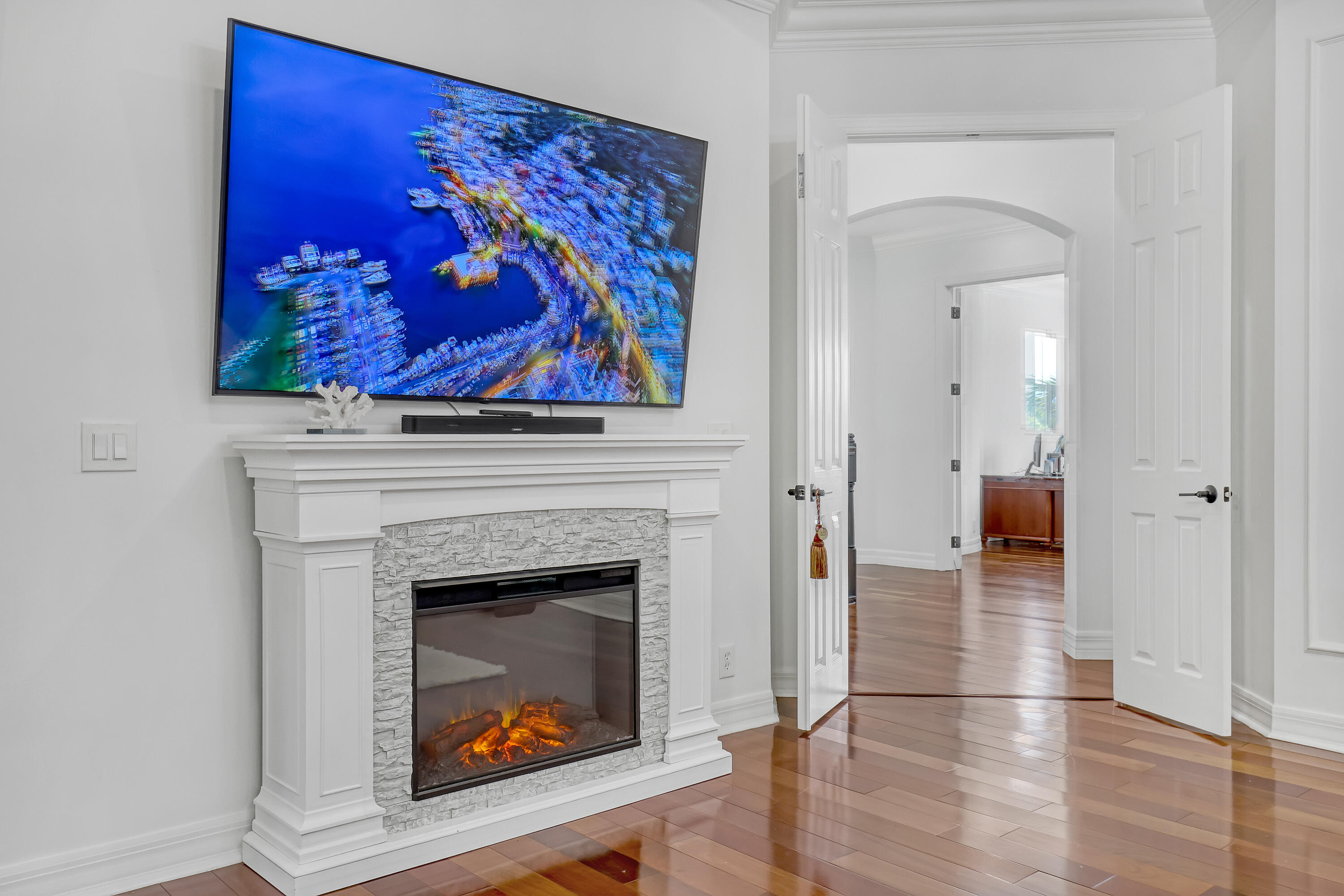 8541 Butler Greenwood Drive
