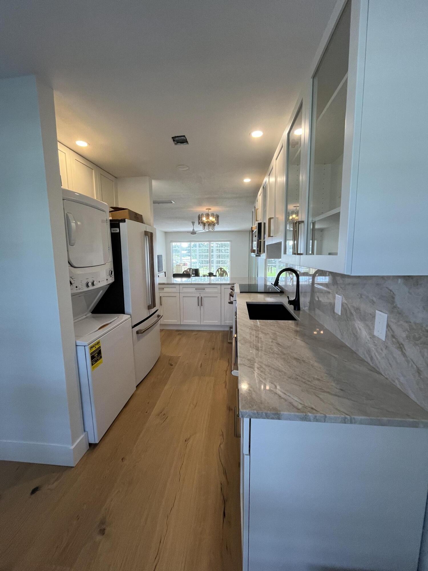 1030 Silk Oak Terrace 203