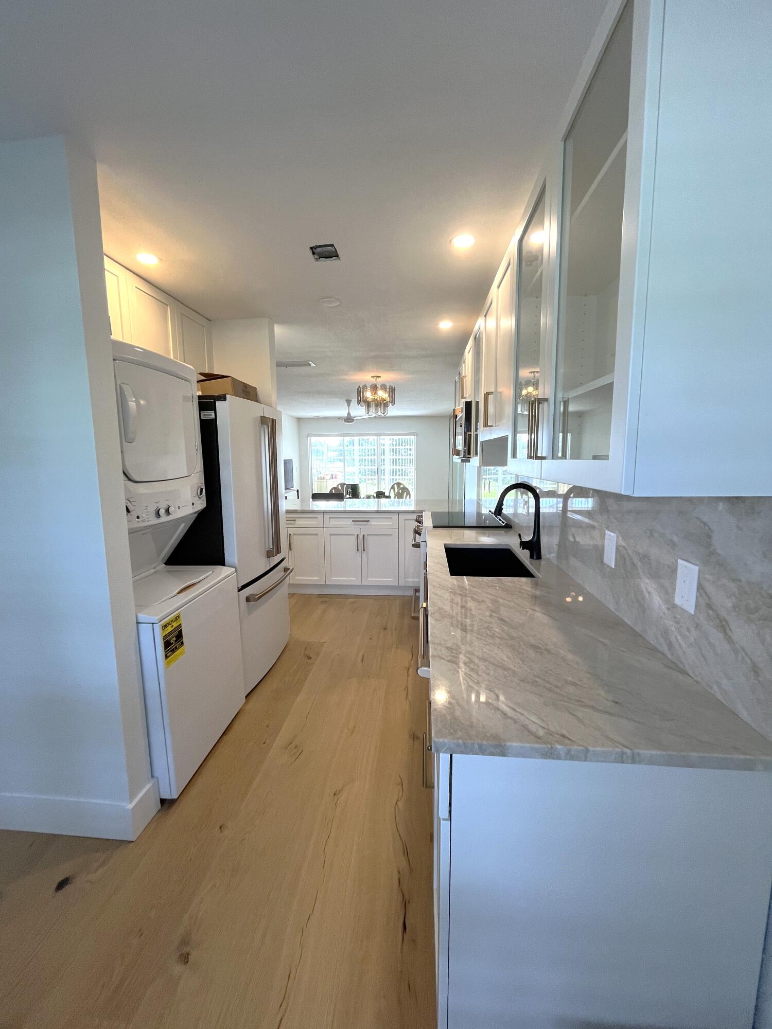 1030 Silk Oak Terrace 203