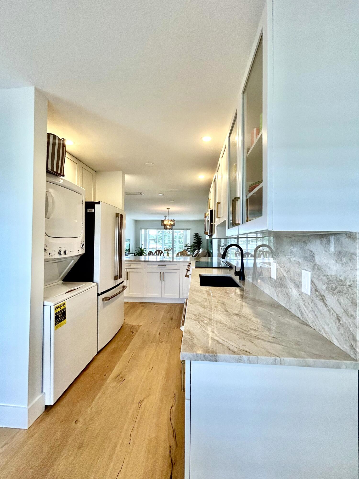 1030 Silk Oak Terrace 203