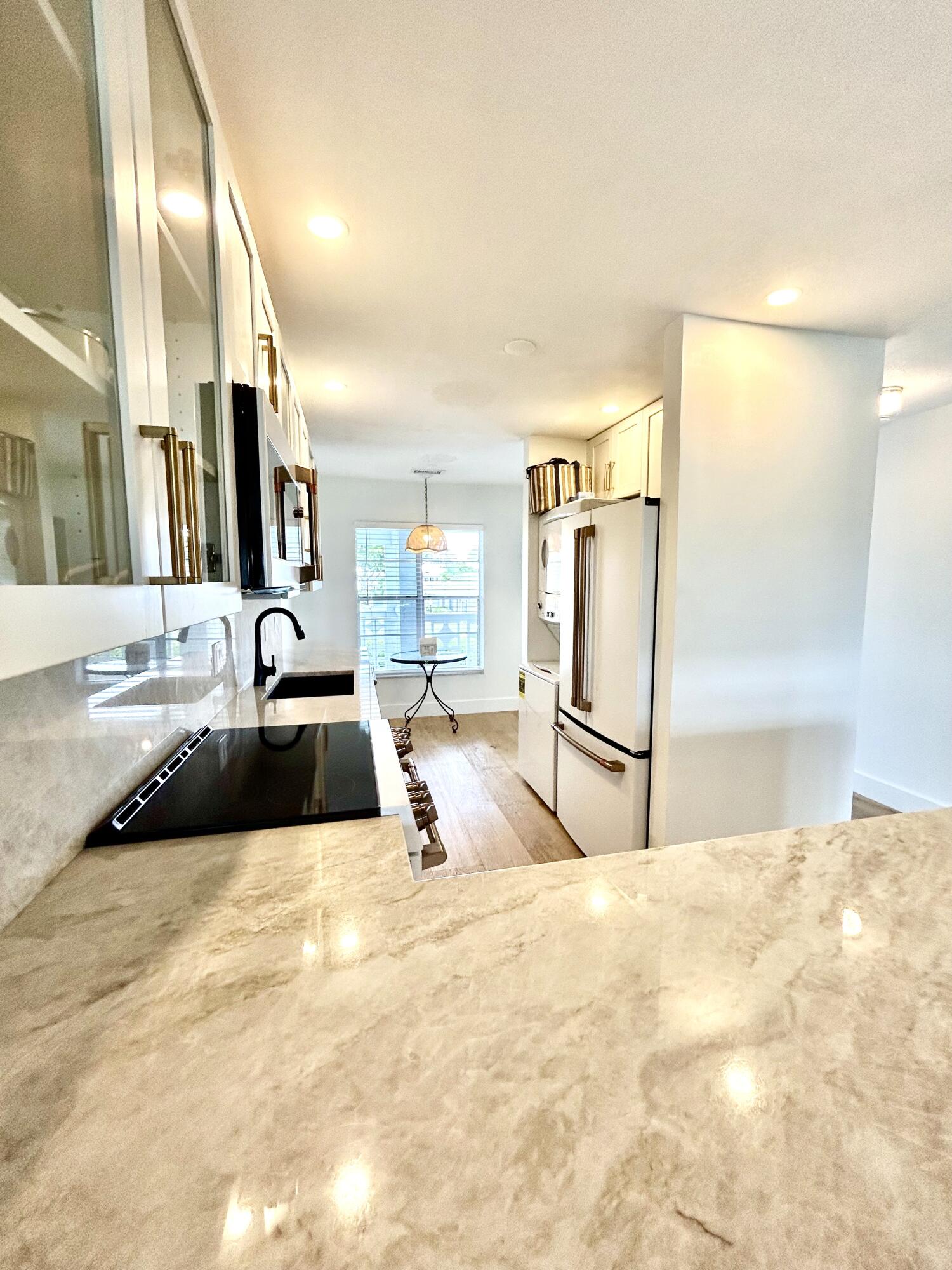 1030 Silk Oak Terrace 203