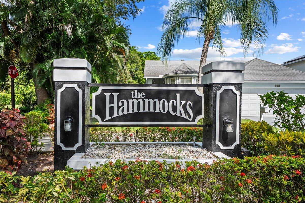 149 HAMMOCKS Drive