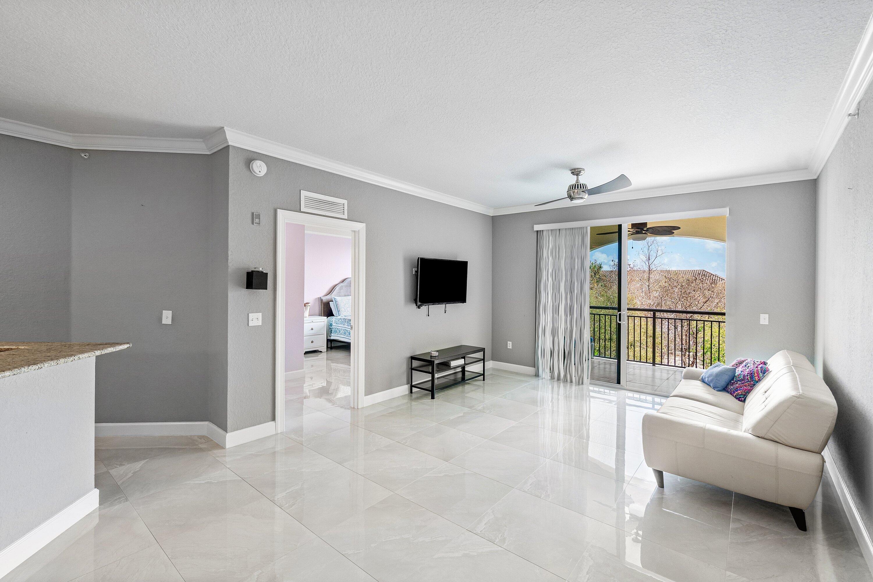 1411 RENAISSANCE Way 411
