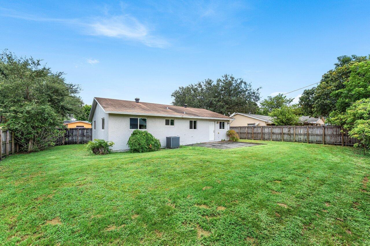 2011 SW 99TH Terrace