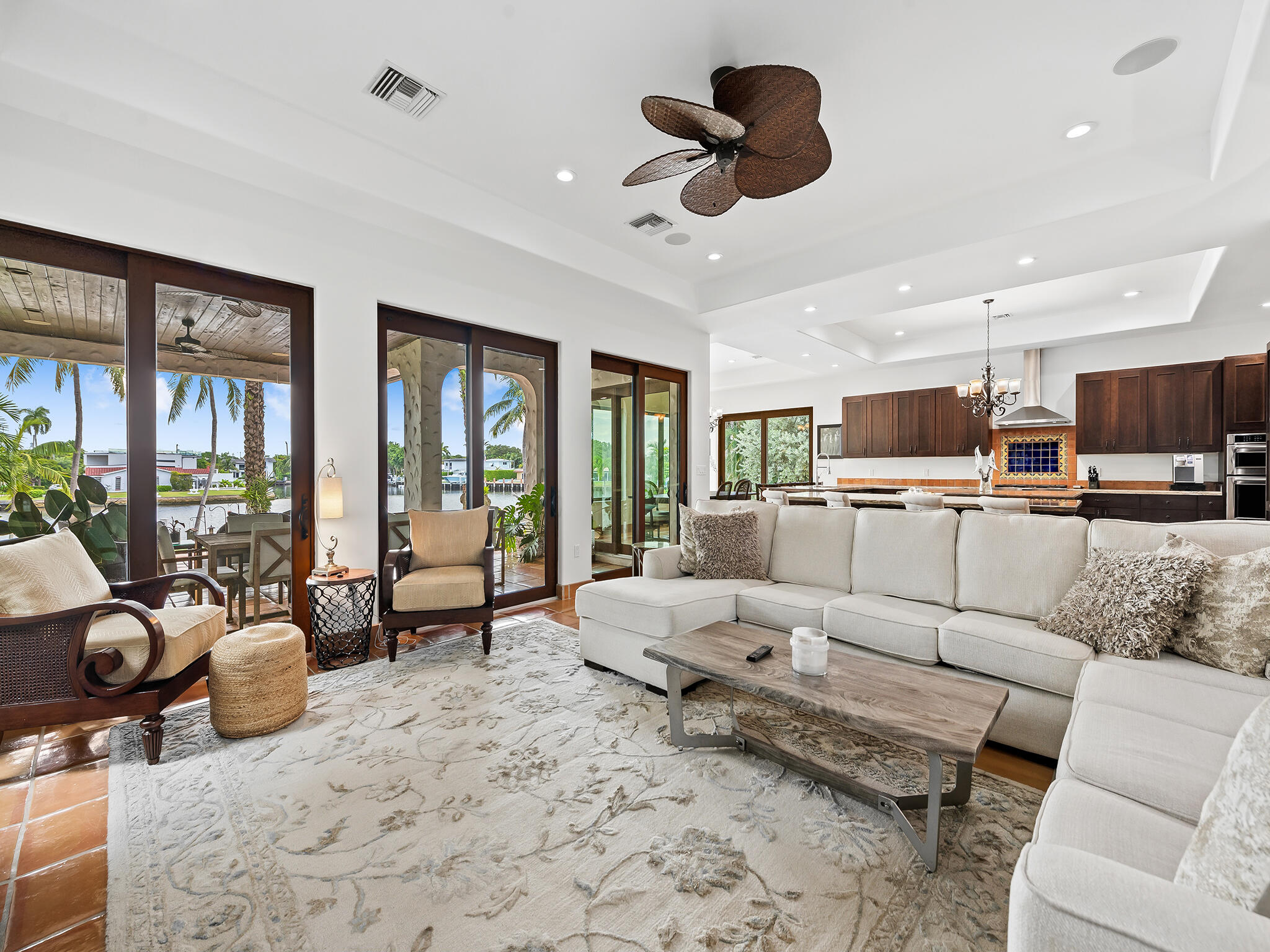 2101 MIDDLE RIVER Drive