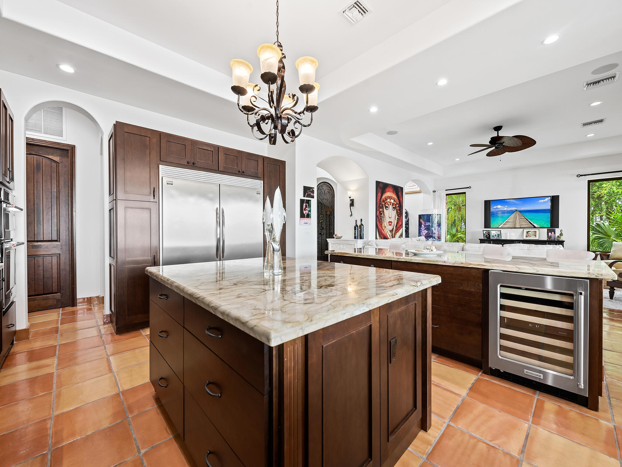 2101 MIDDLE RIVER Drive