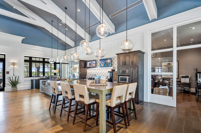 19552 Broad Shore Walk