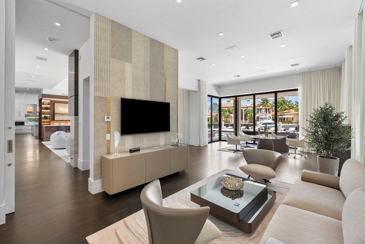 701 SANCTUARY Drive