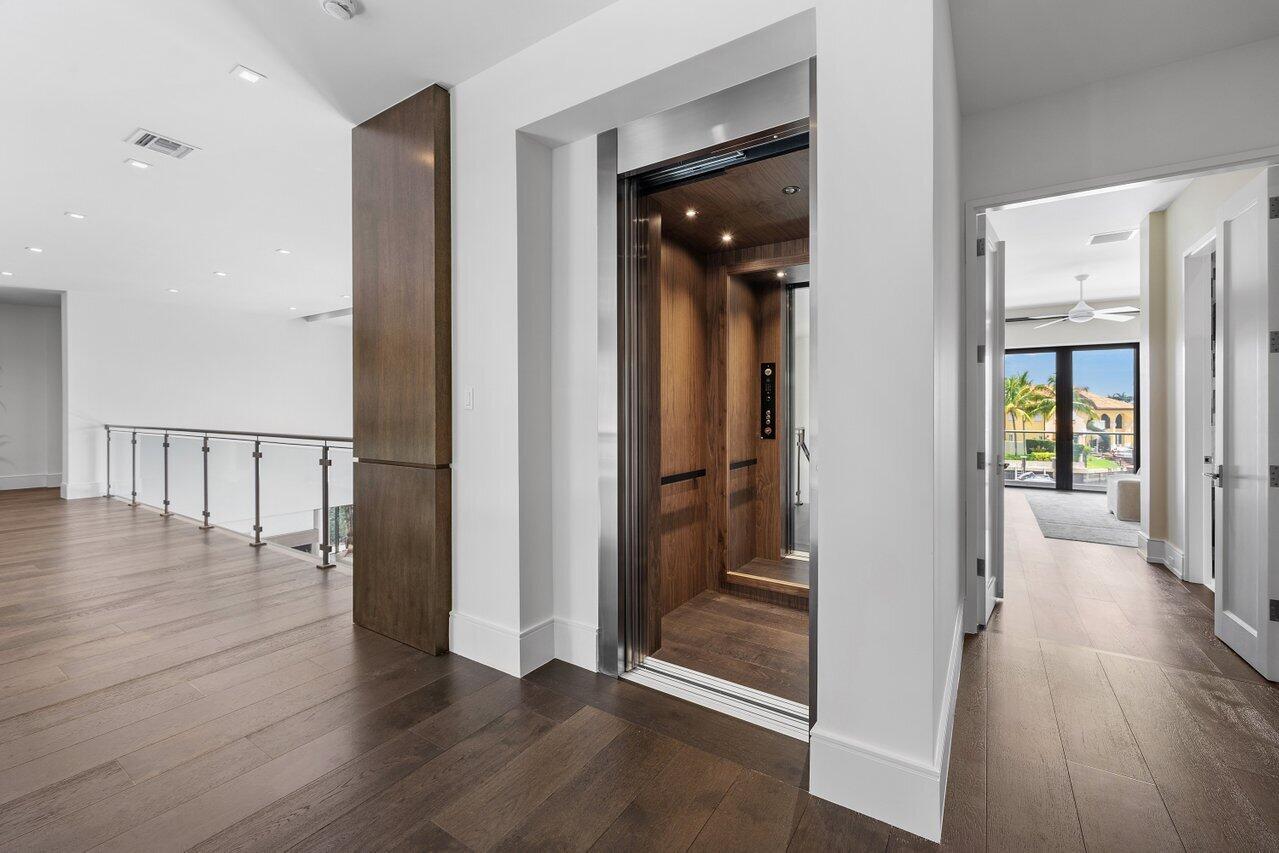 701 SANCTUARY Drive