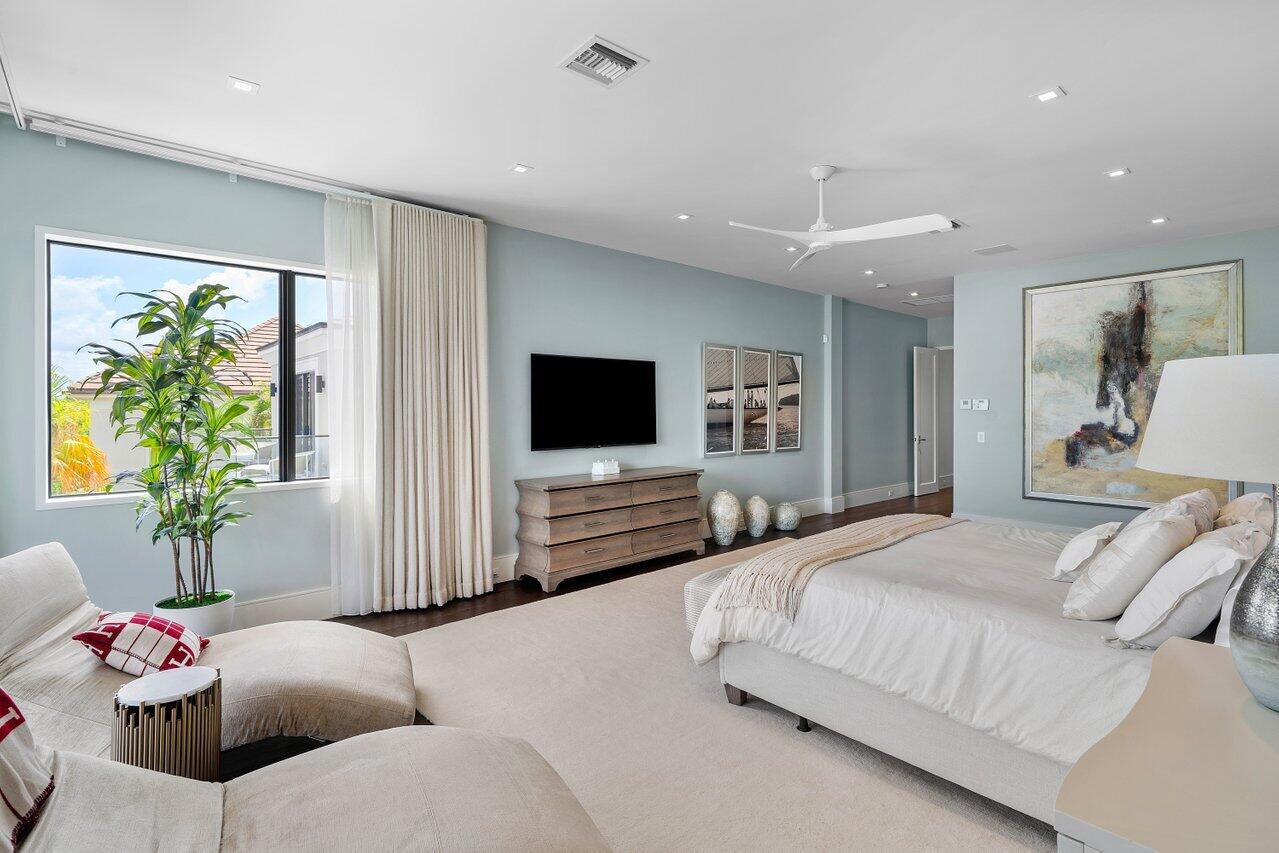 701 SANCTUARY Drive