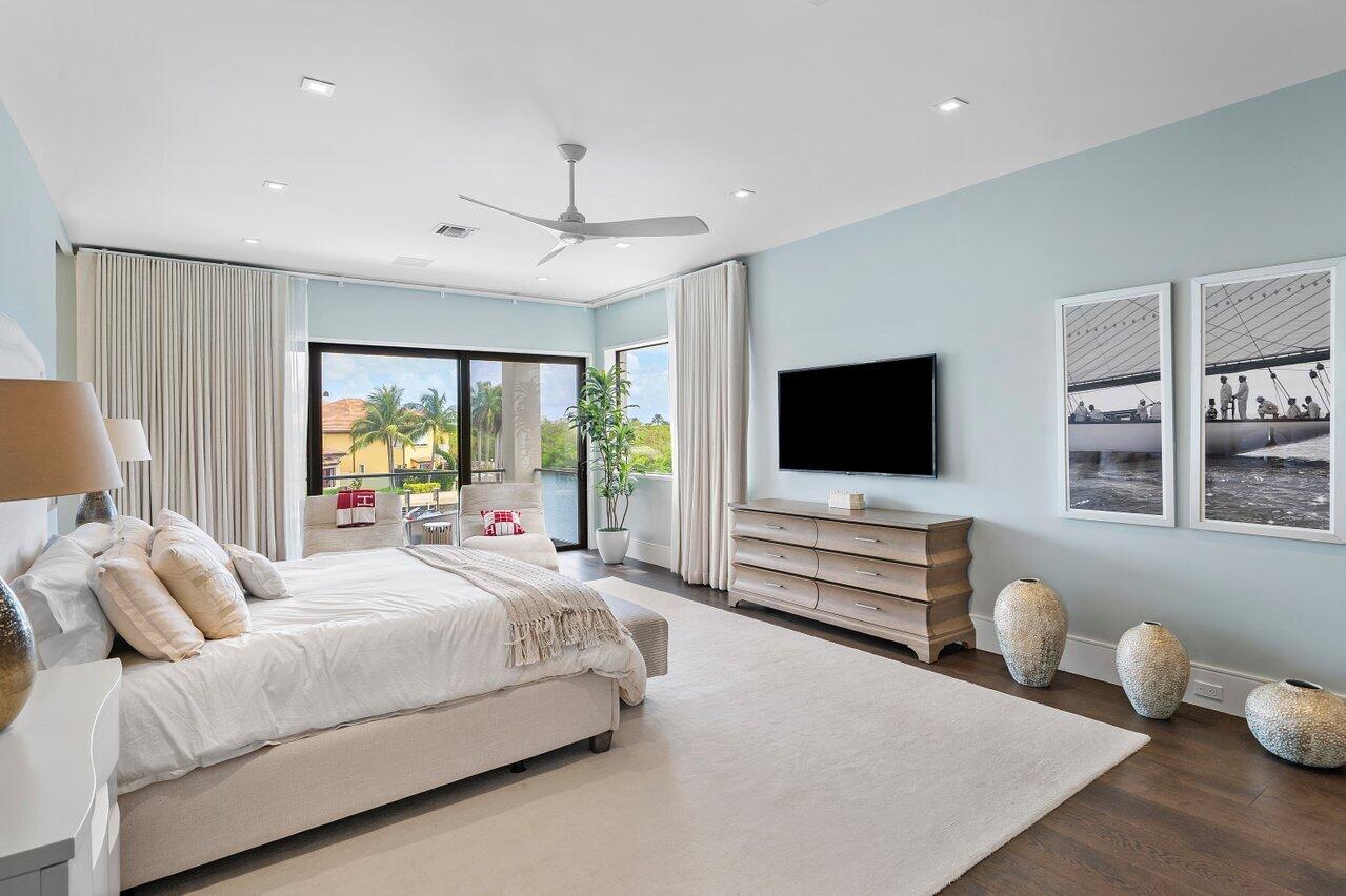 701 SANCTUARY Drive