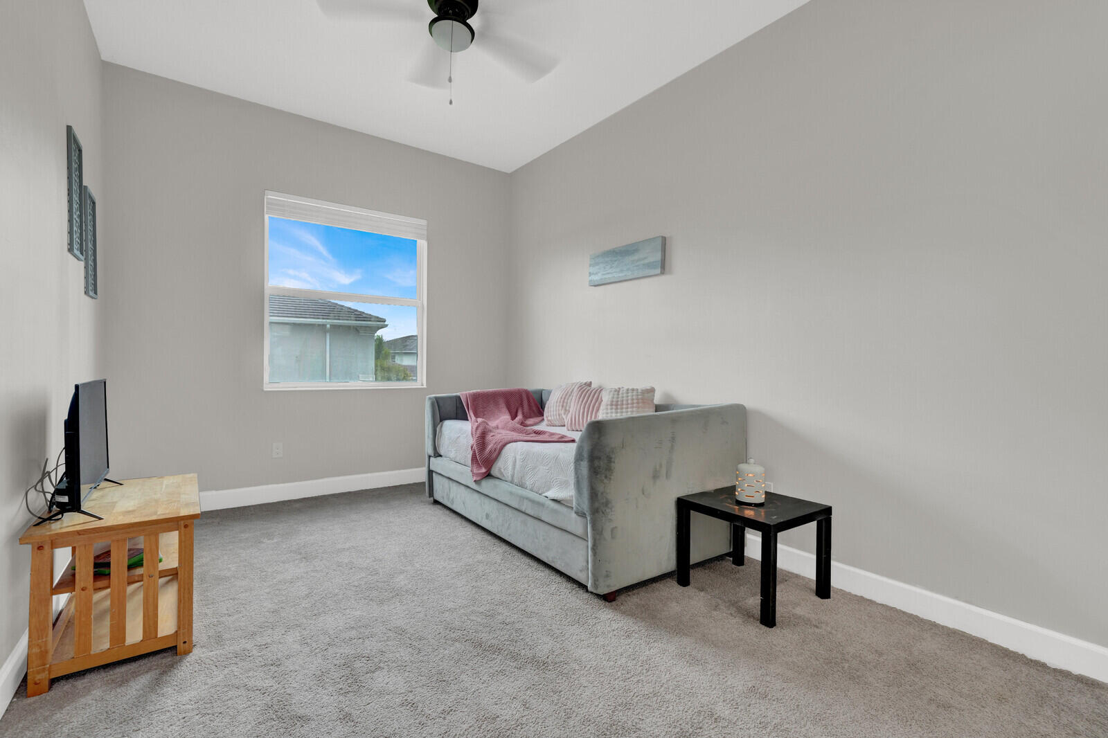 15517 ORCHARD Drive