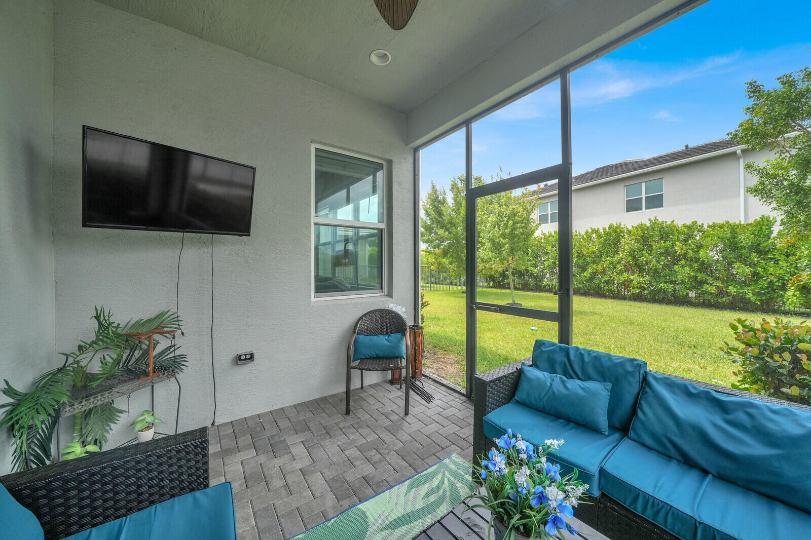 15517 ORCHARD Drive