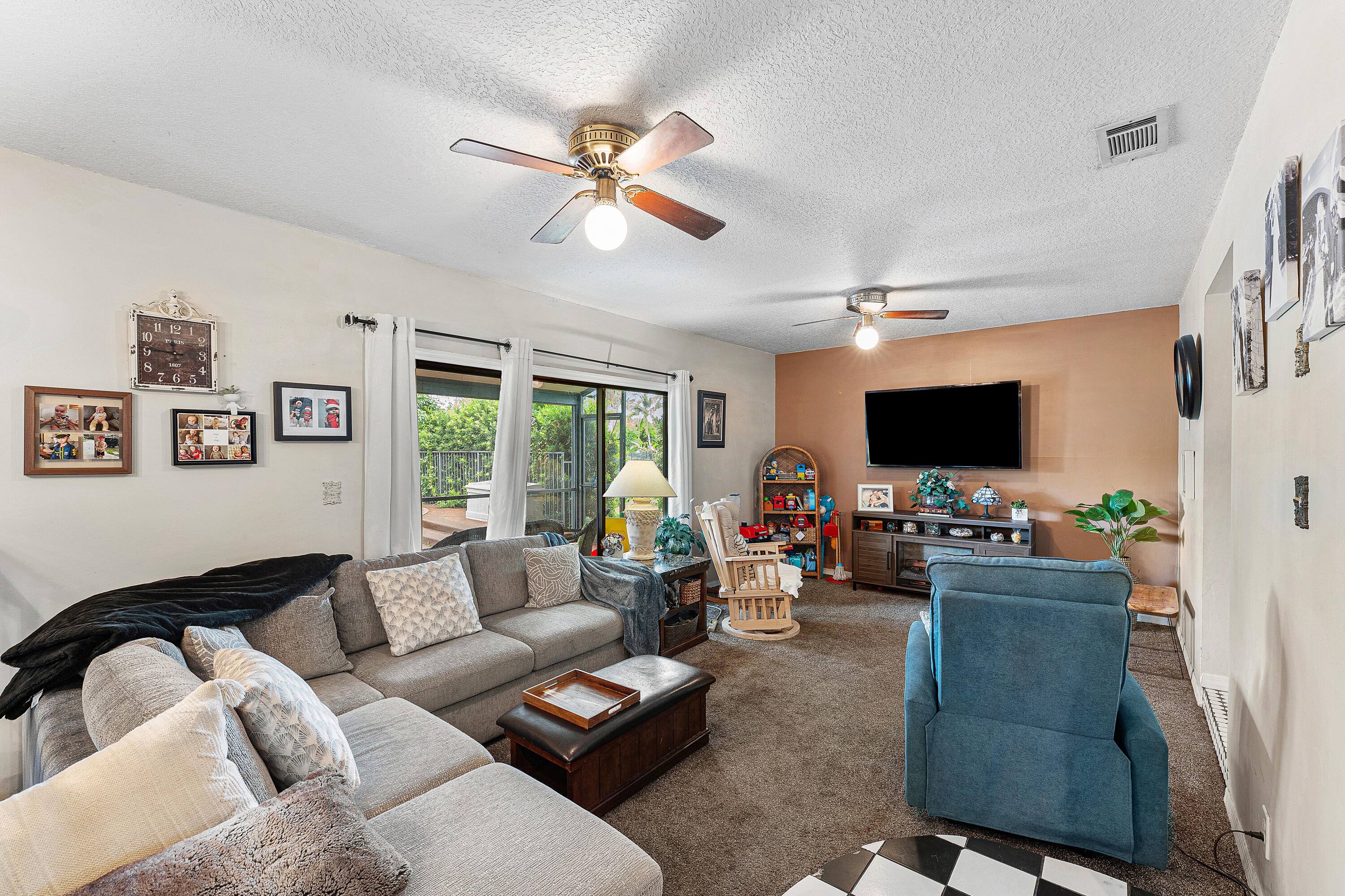 1726 TREEHAVEN Court
