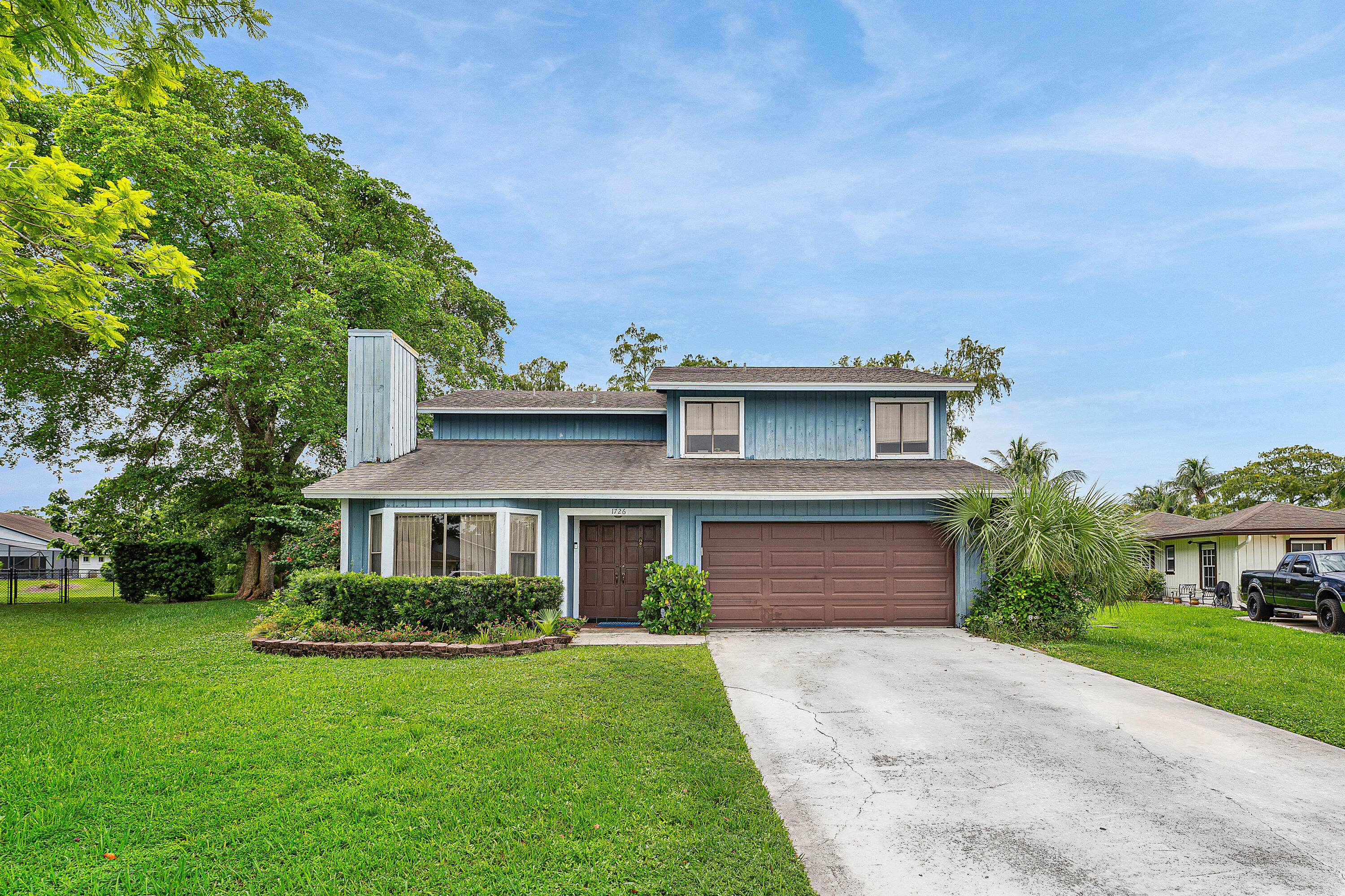 1726 TREEHAVEN Court