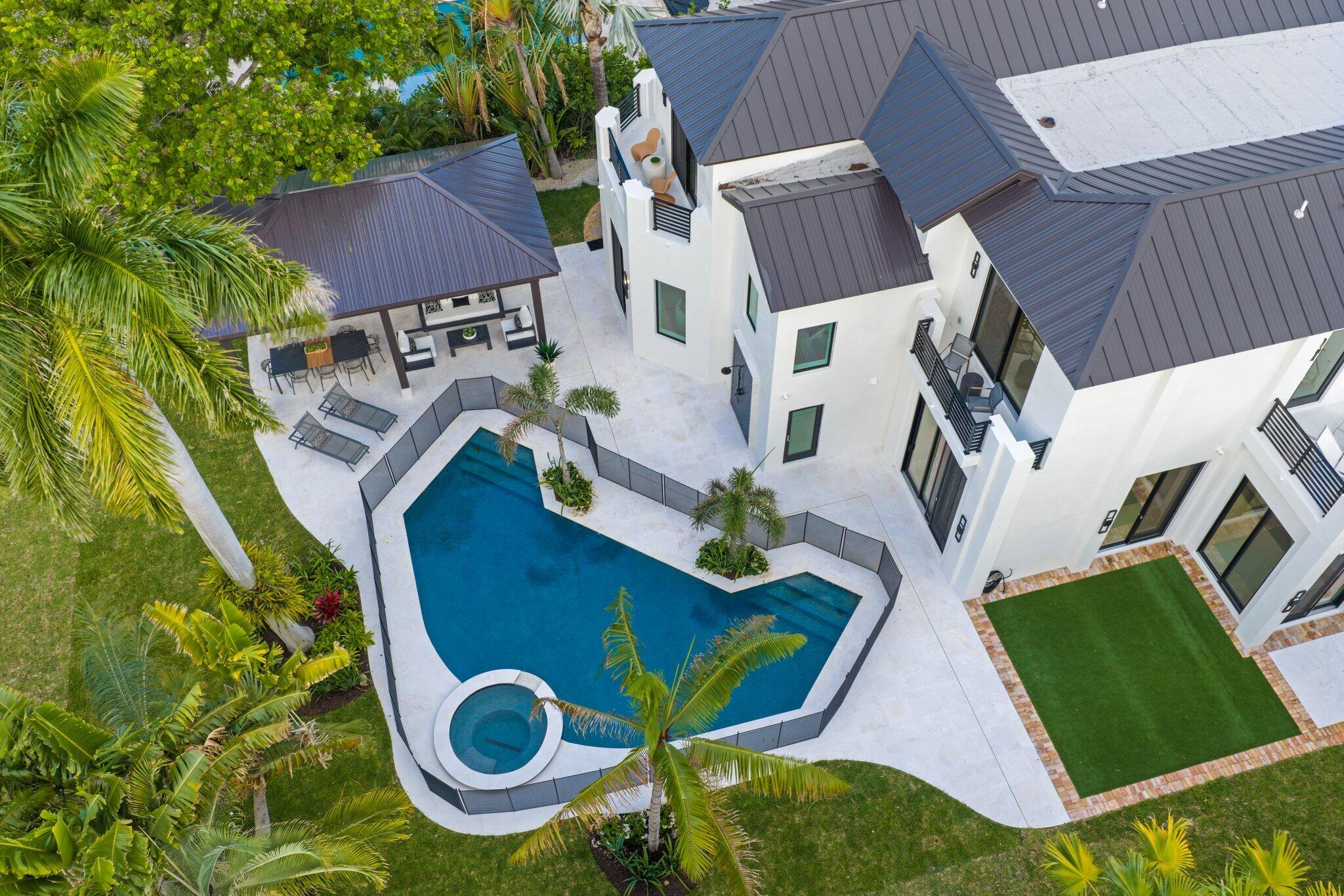 23 COCONUT Lane