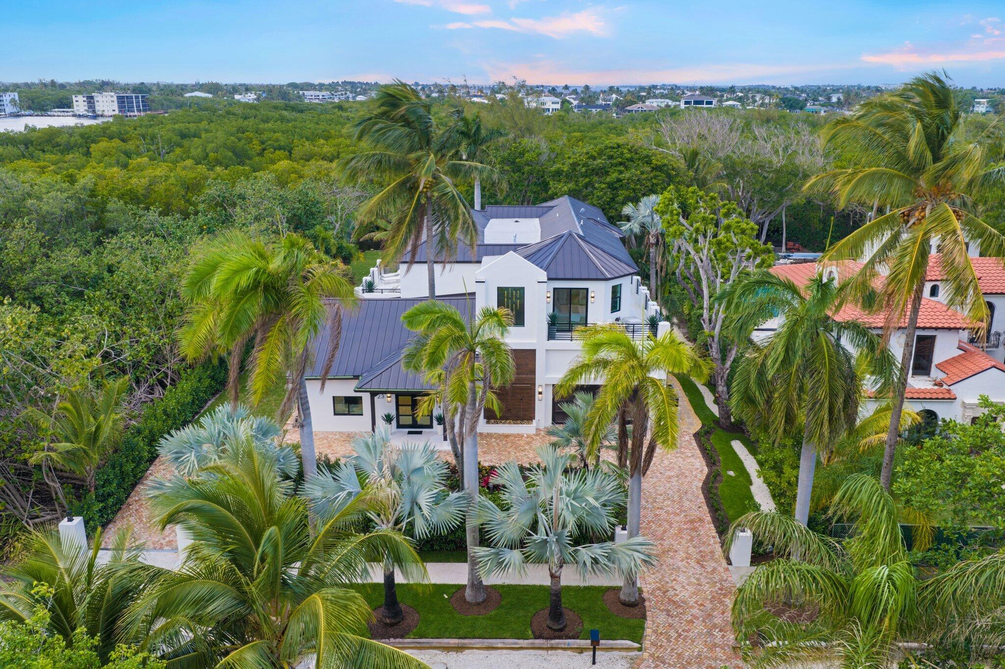 23 COCONUT Lane