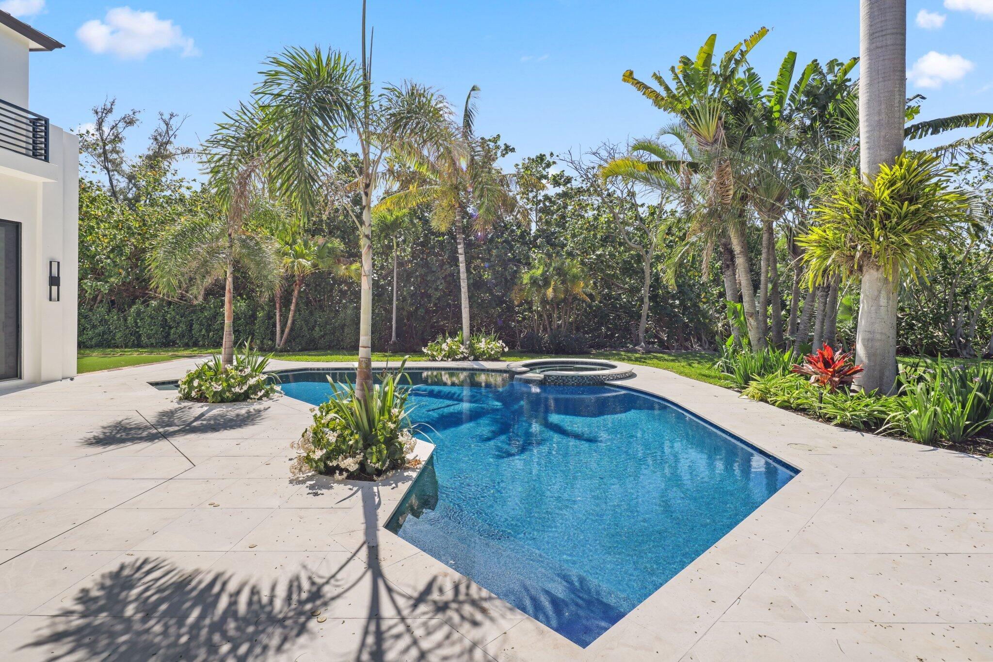 23 COCONUT Lane