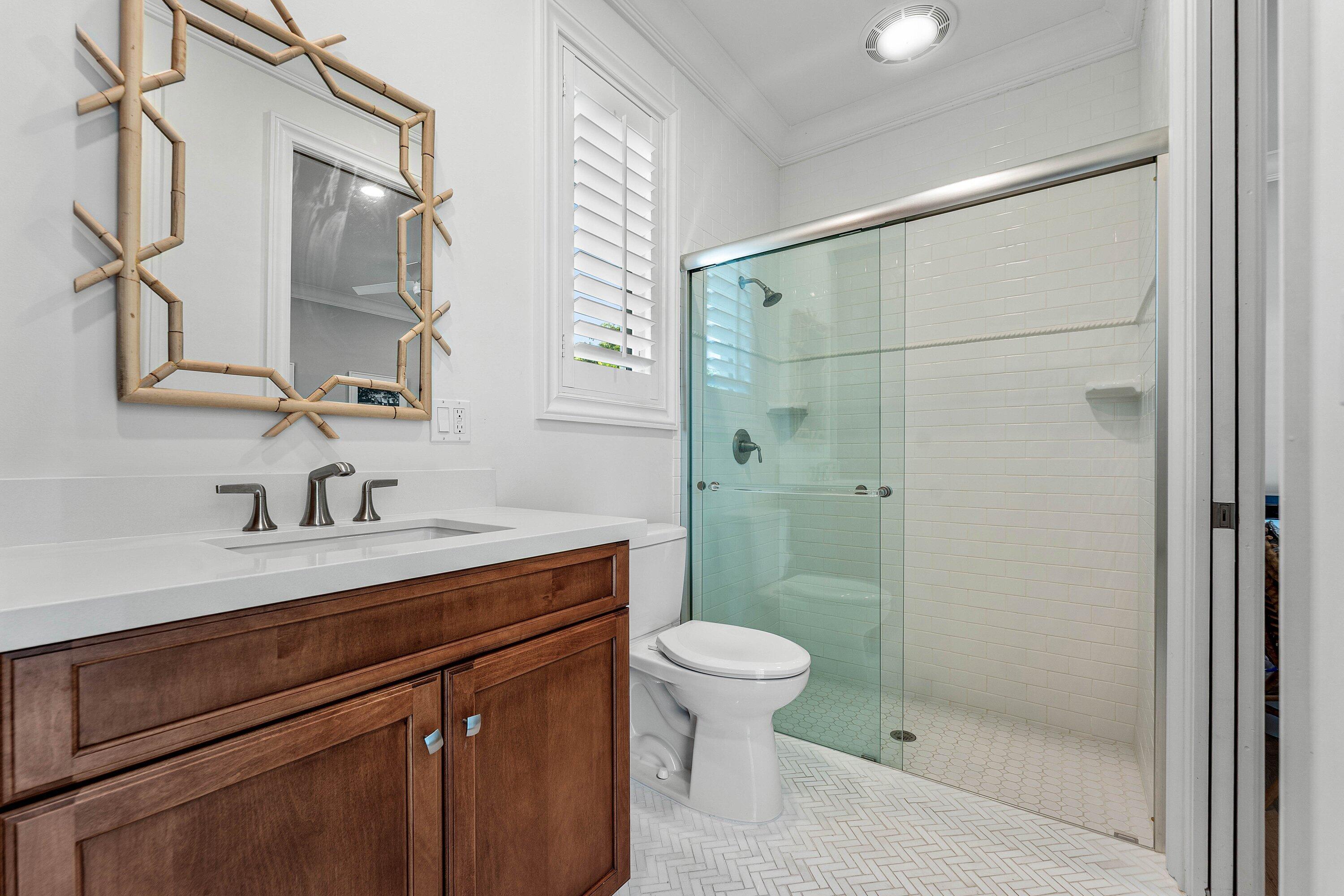 1022 WALNUT Terrace