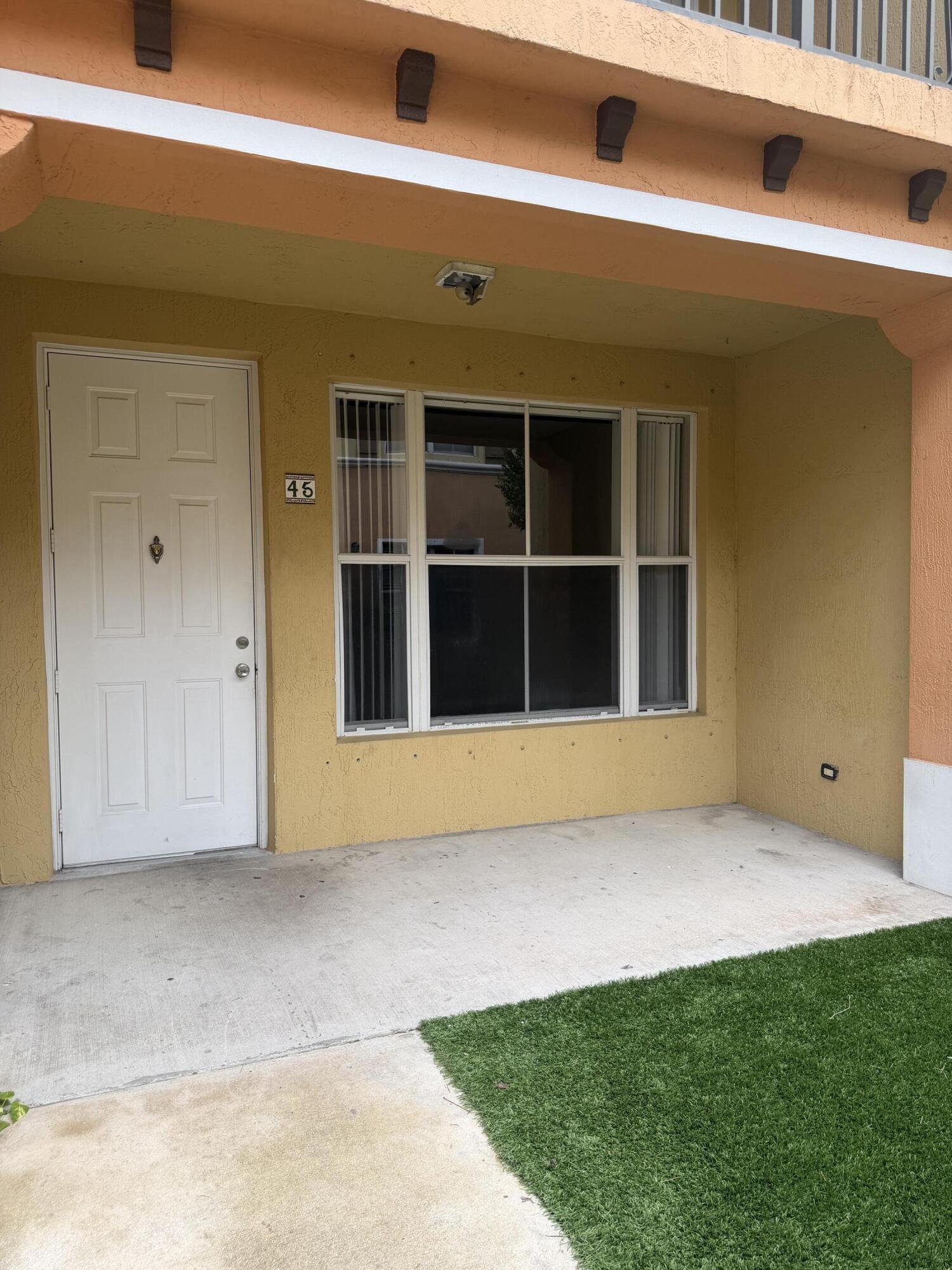 3553 Forest Hill Boulevard 45