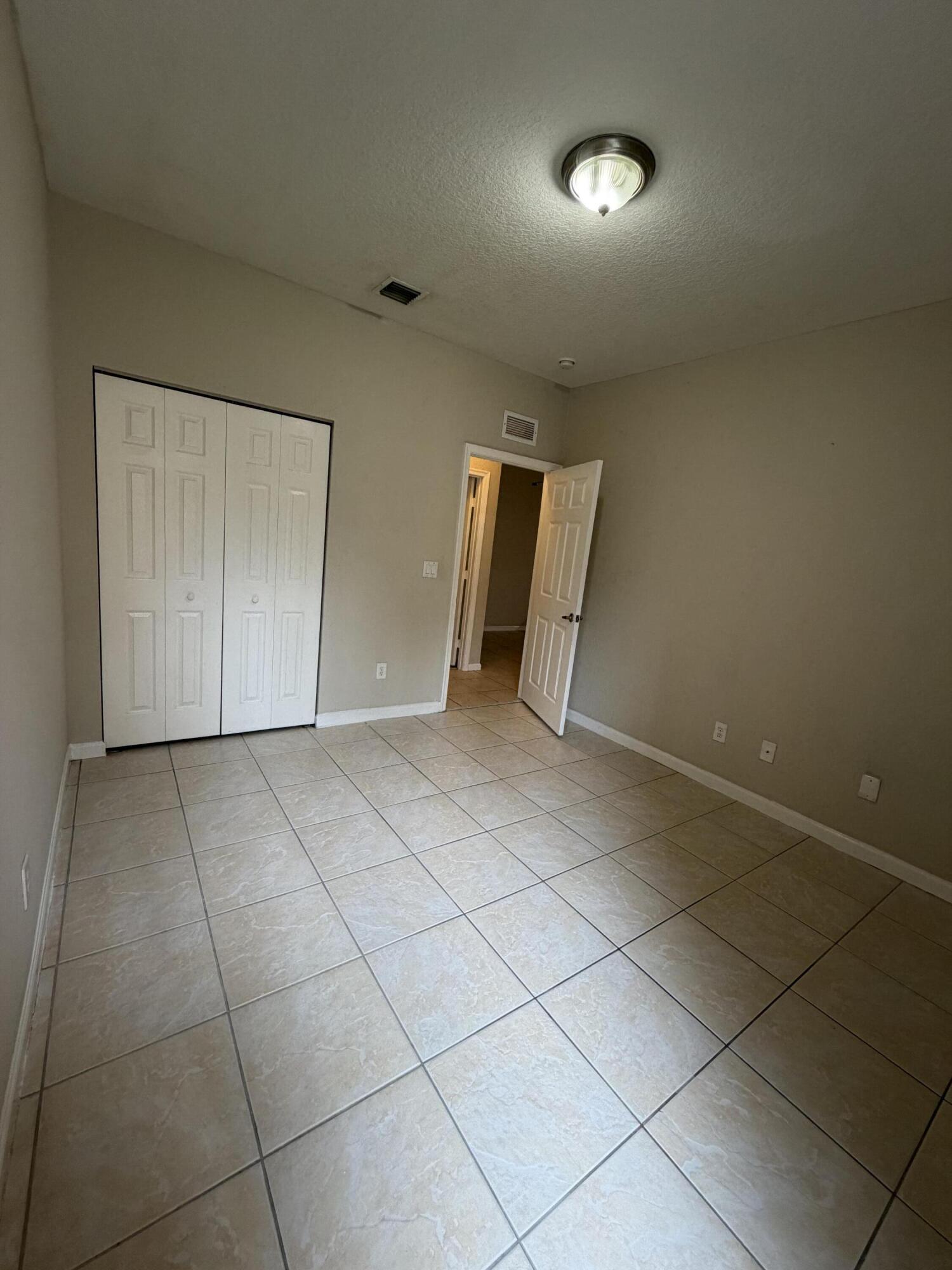 3553 Forest Hill Boulevard 45