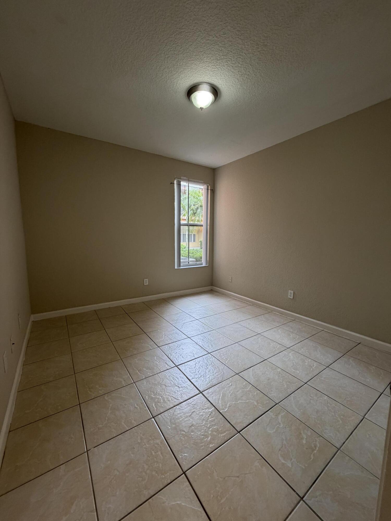 3553 Forest Hill Boulevard 45