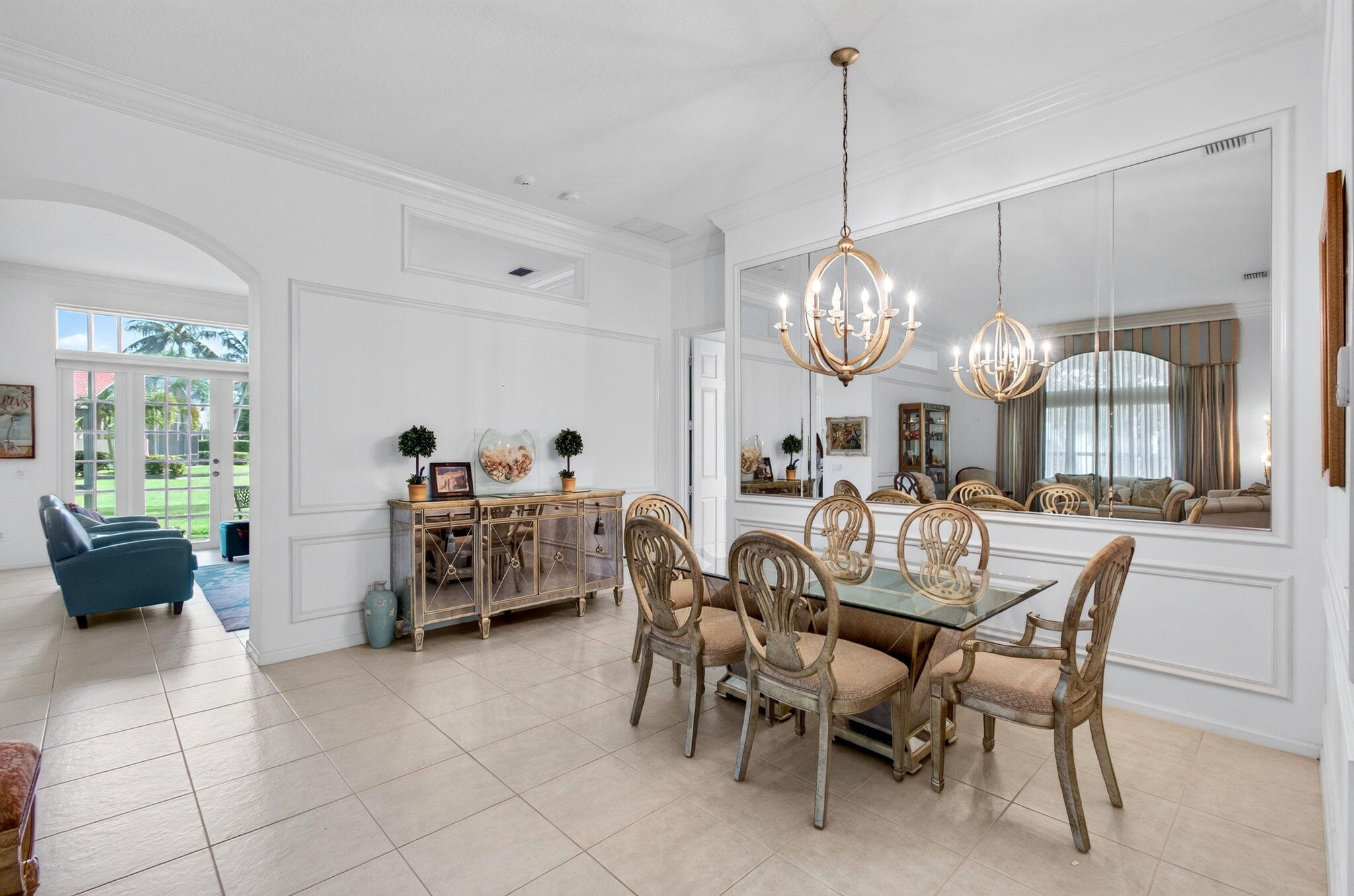 7315 Twin Falls Drive