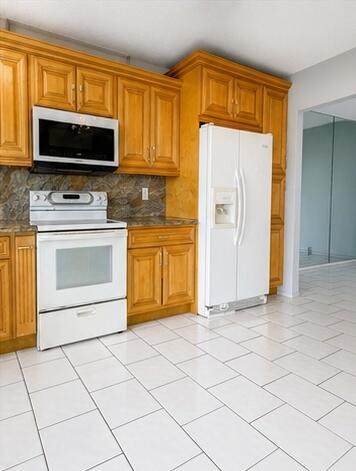 3465 VIA POINCIANA 804