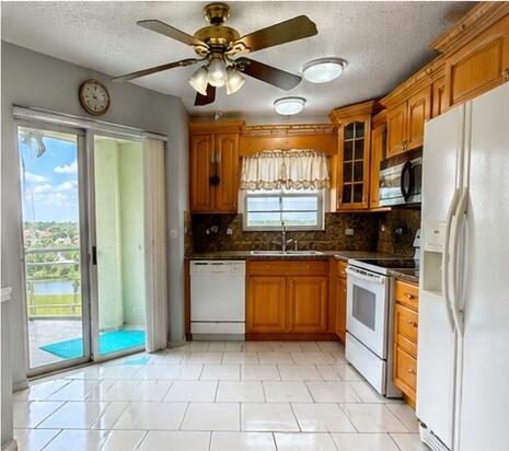 3465 VIA POINCIANA 804