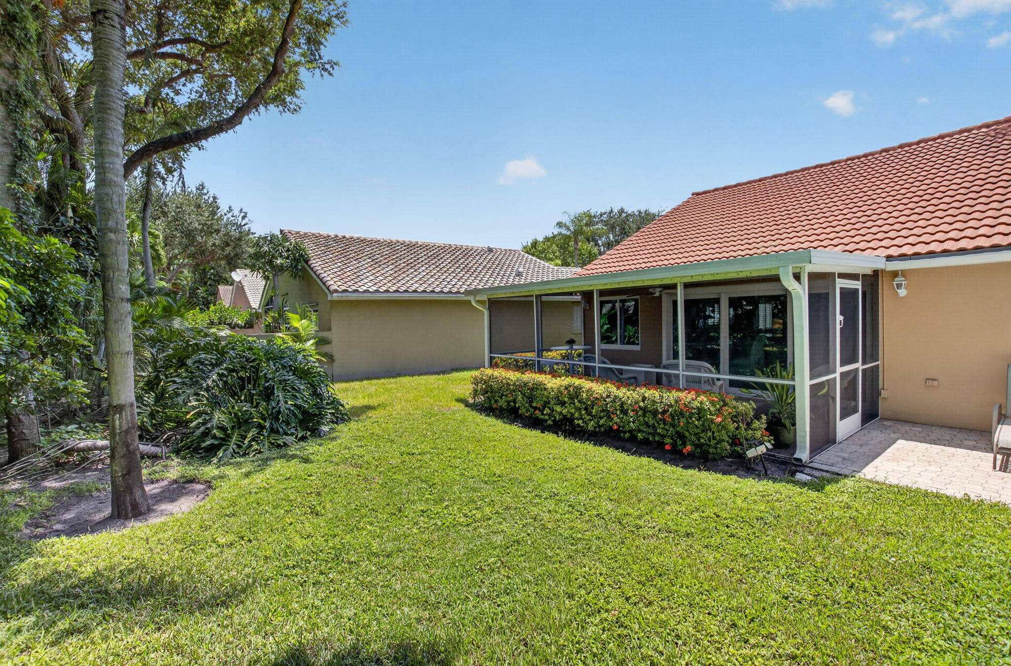 13275 ROYALE SABAL Court
