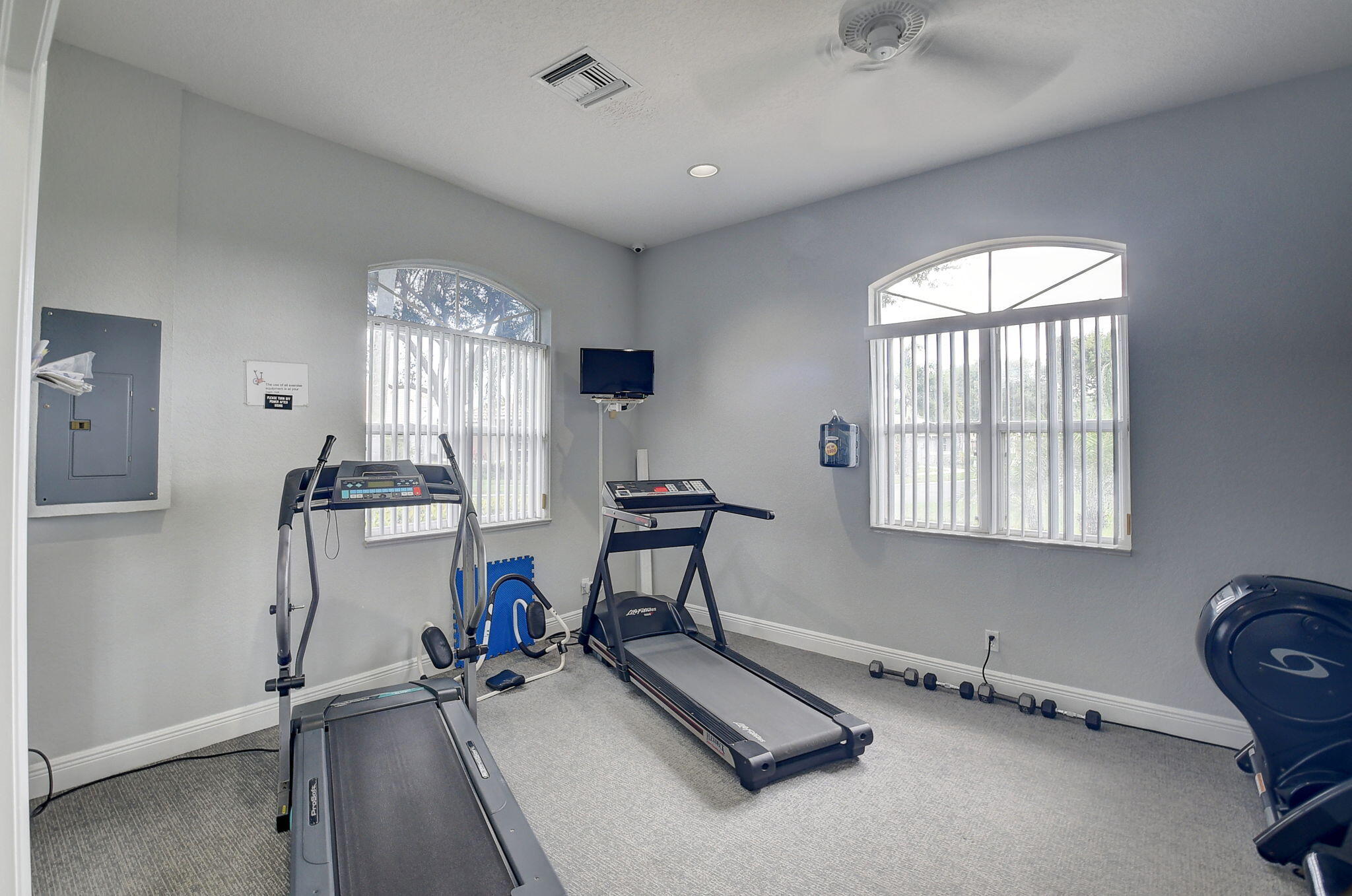 13275 ROYALE SABAL Court