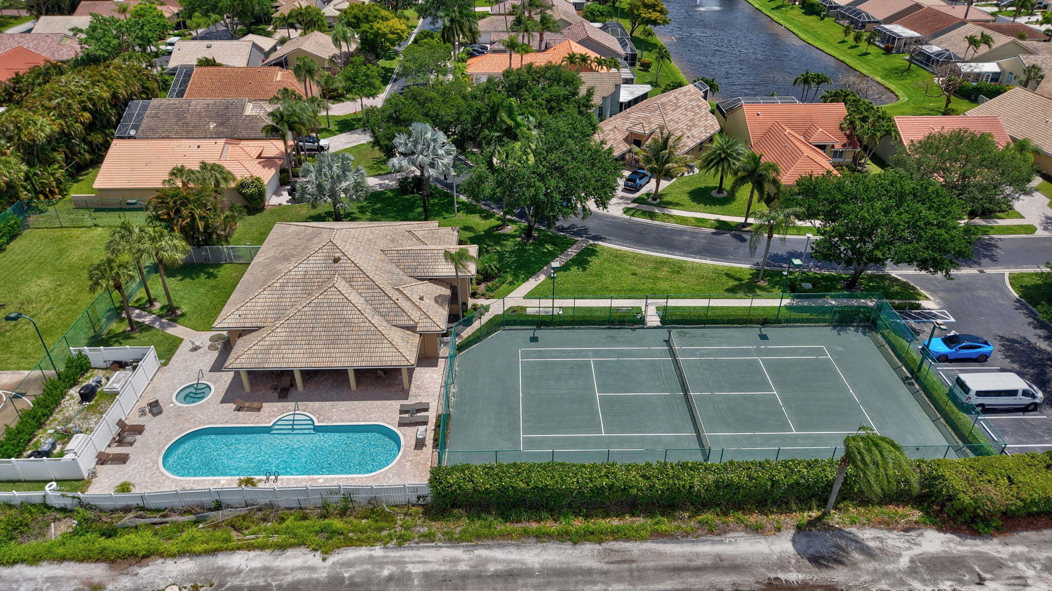 13275 ROYALE SABAL Court