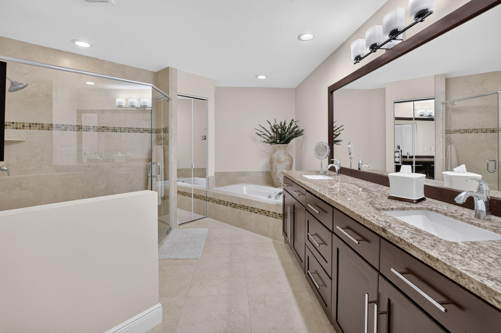 13275 ROYALE SABAL Court