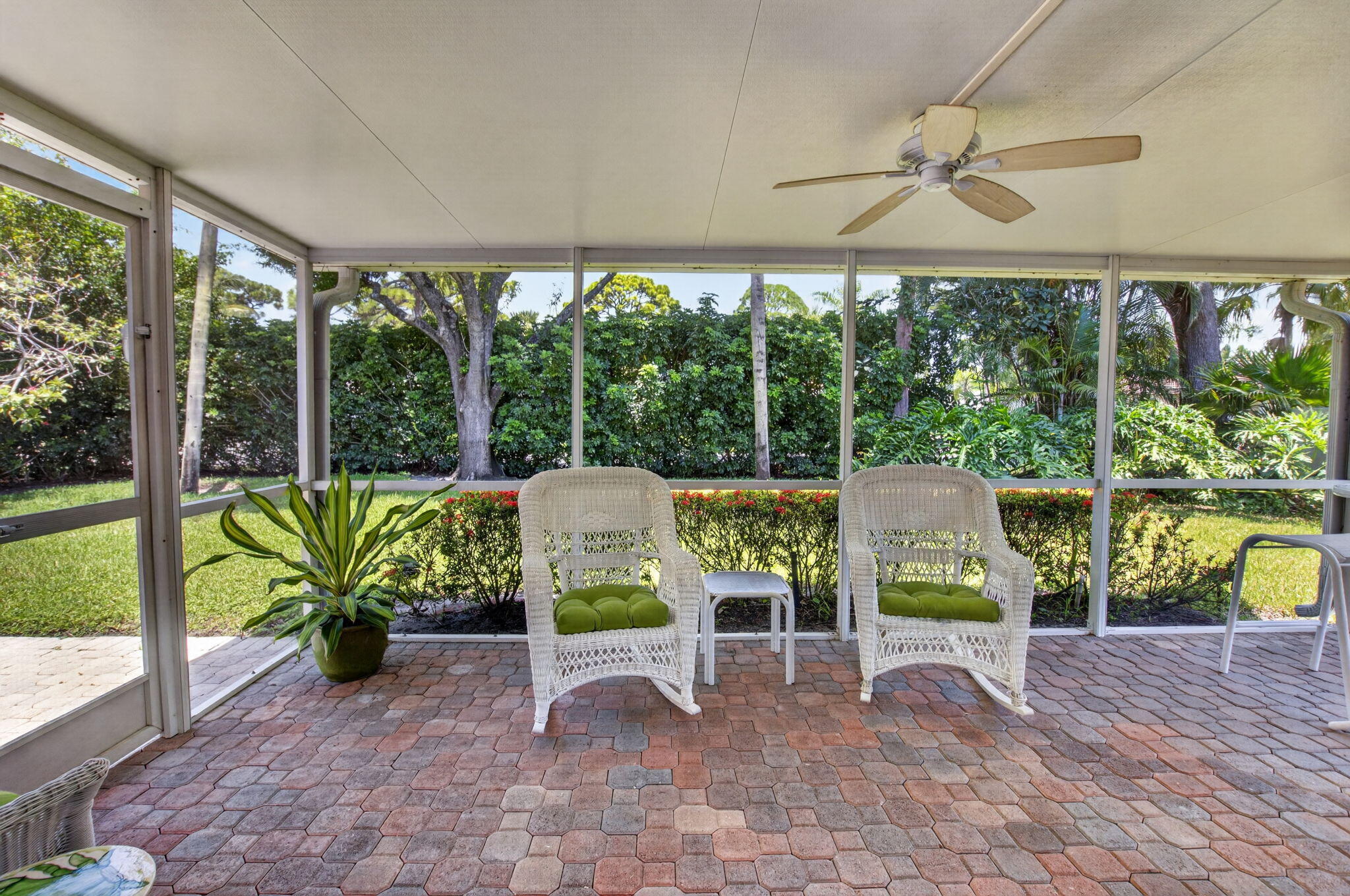 13275 ROYALE SABAL Court