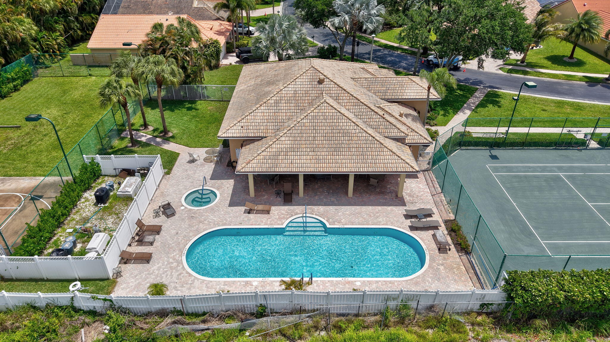 13275 ROYALE SABAL Court