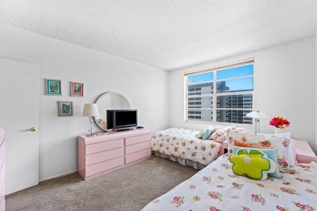 1980 S OCEAN Drive 18Q