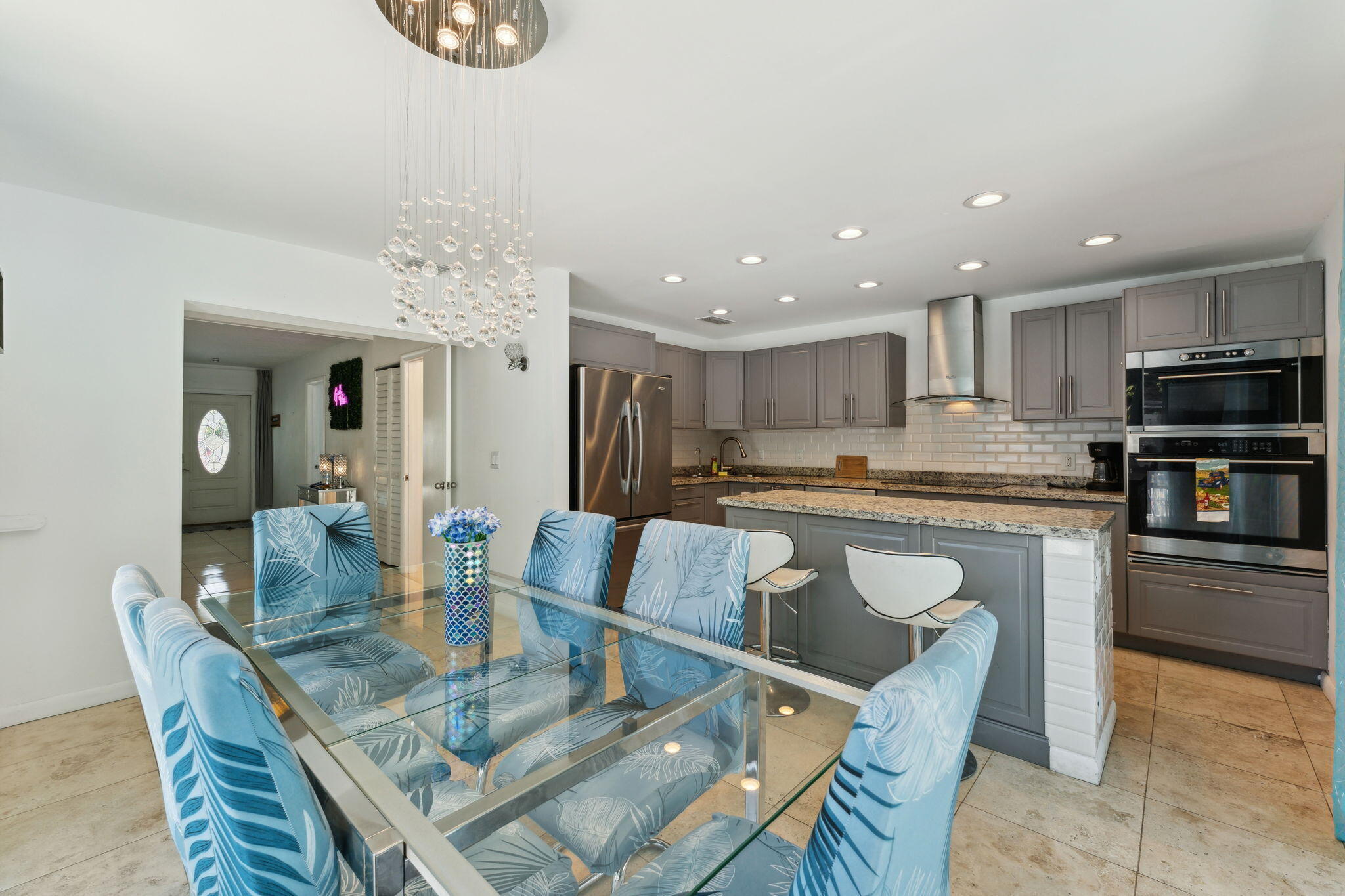 254 SW 8th Street