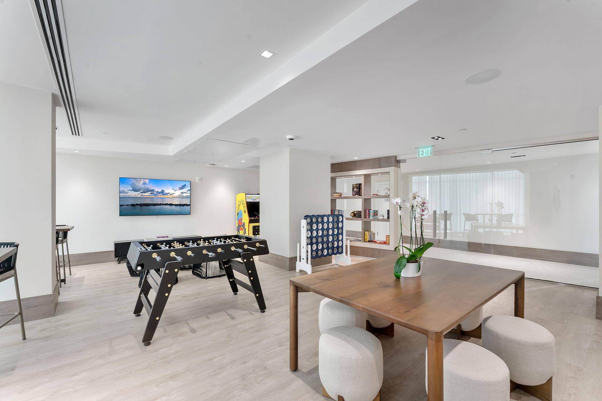 220 Lake Shore Drive 2223