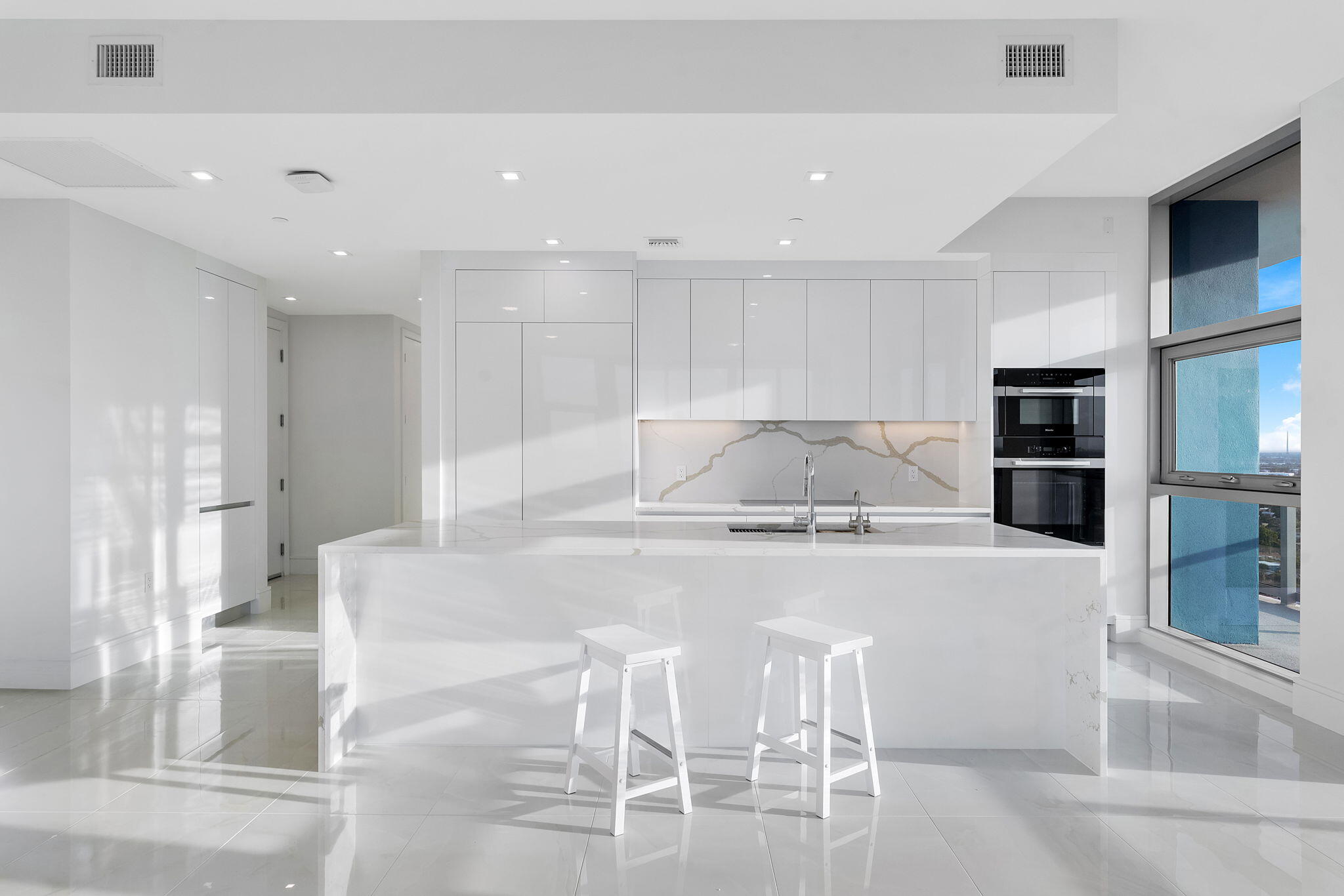 220 Lake Shore Drive 2223