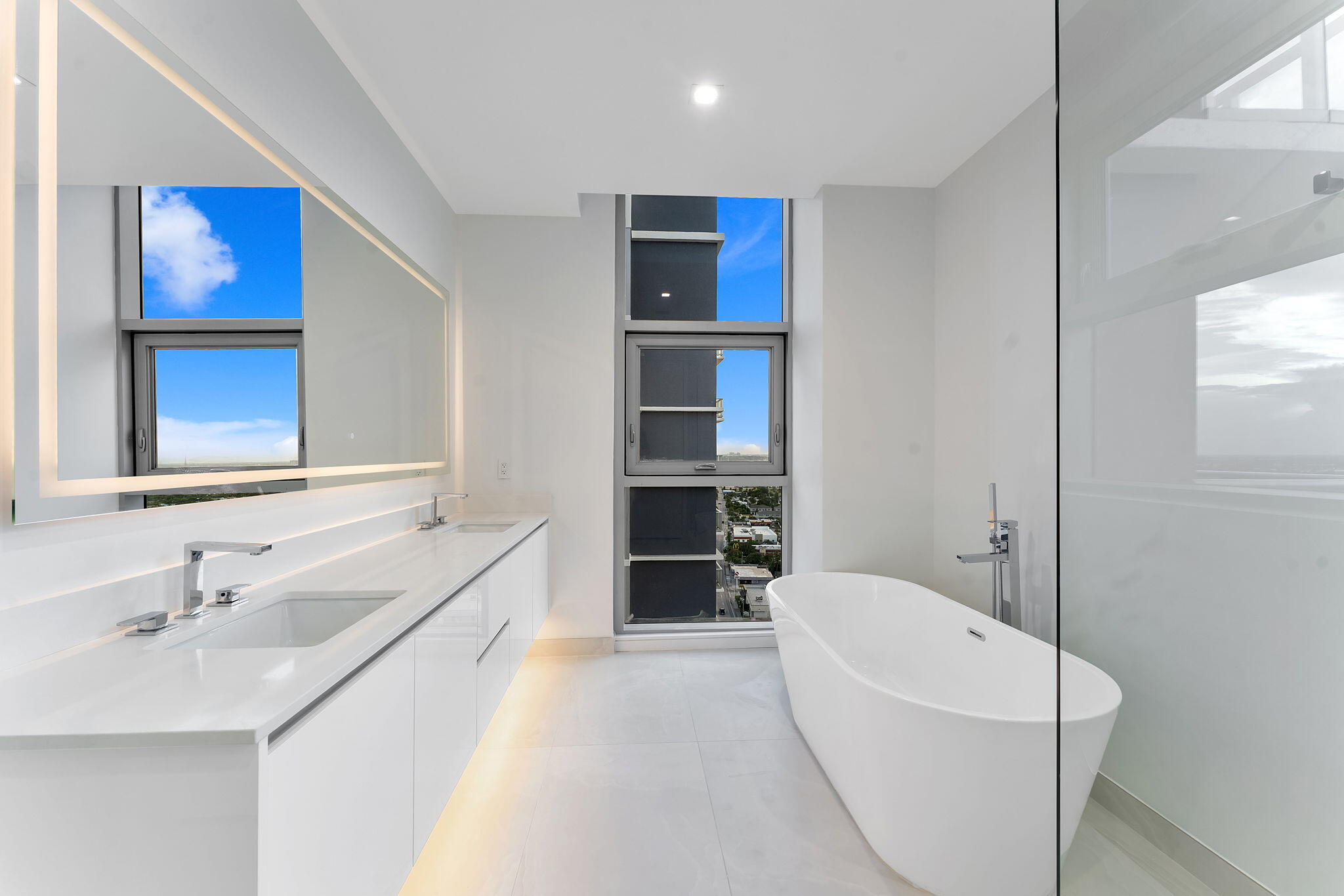 220 Lake Shore Drive 2223