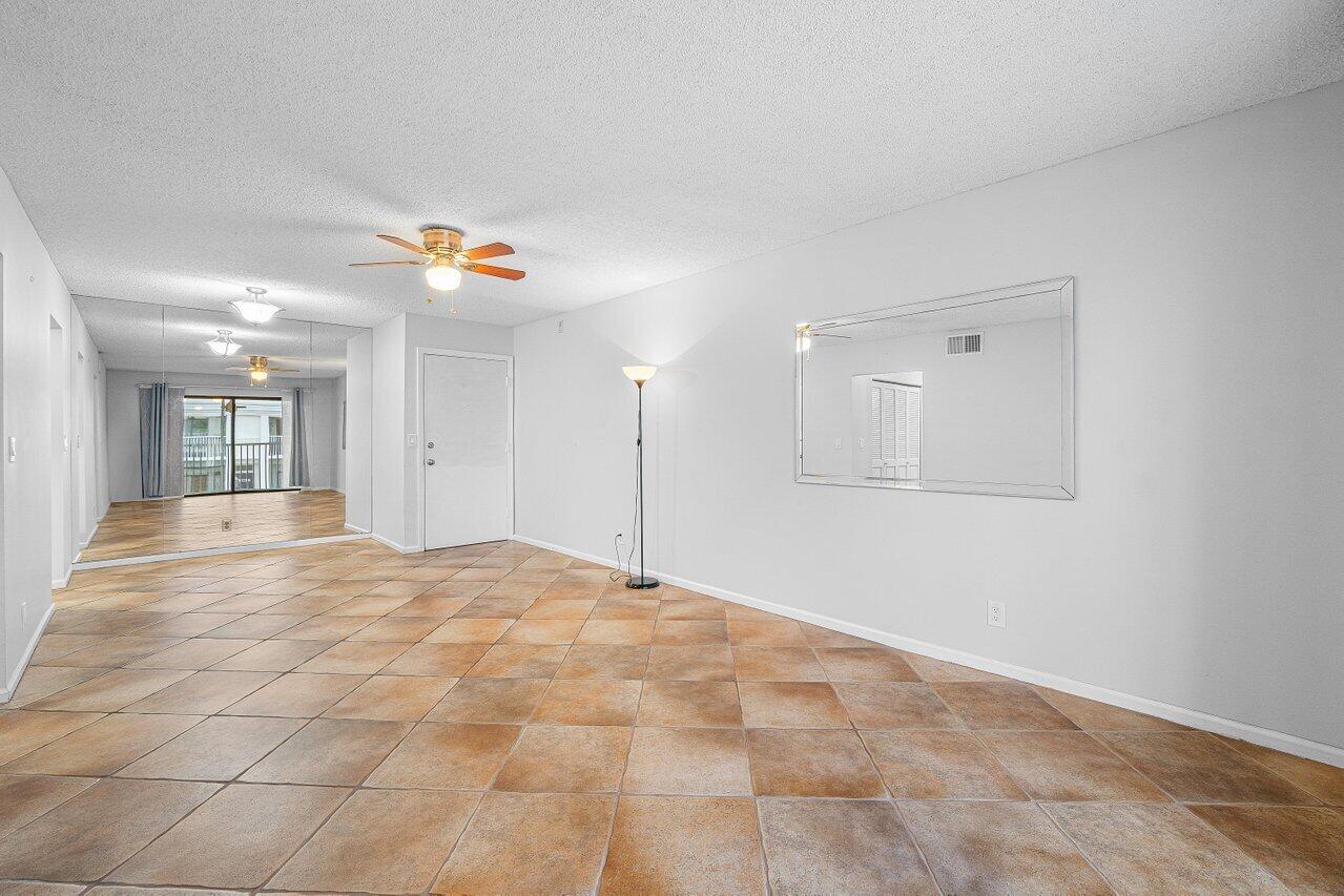 120 CYPRESS CLUB Drive 231