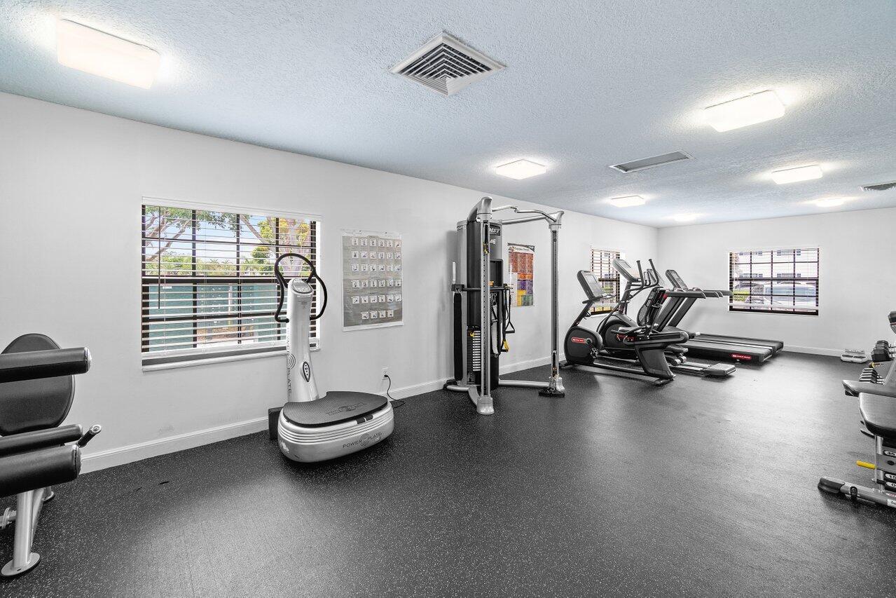 120 CYPRESS CLUB Drive 231