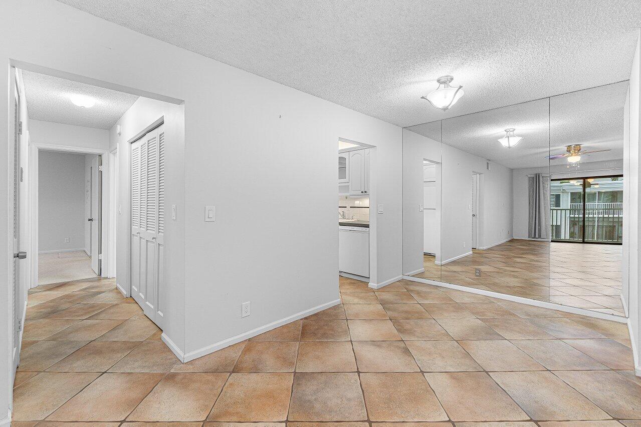 120 CYPRESS CLUB Drive 231
