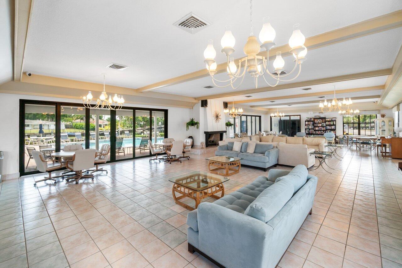 120 CYPRESS CLUB Drive 231