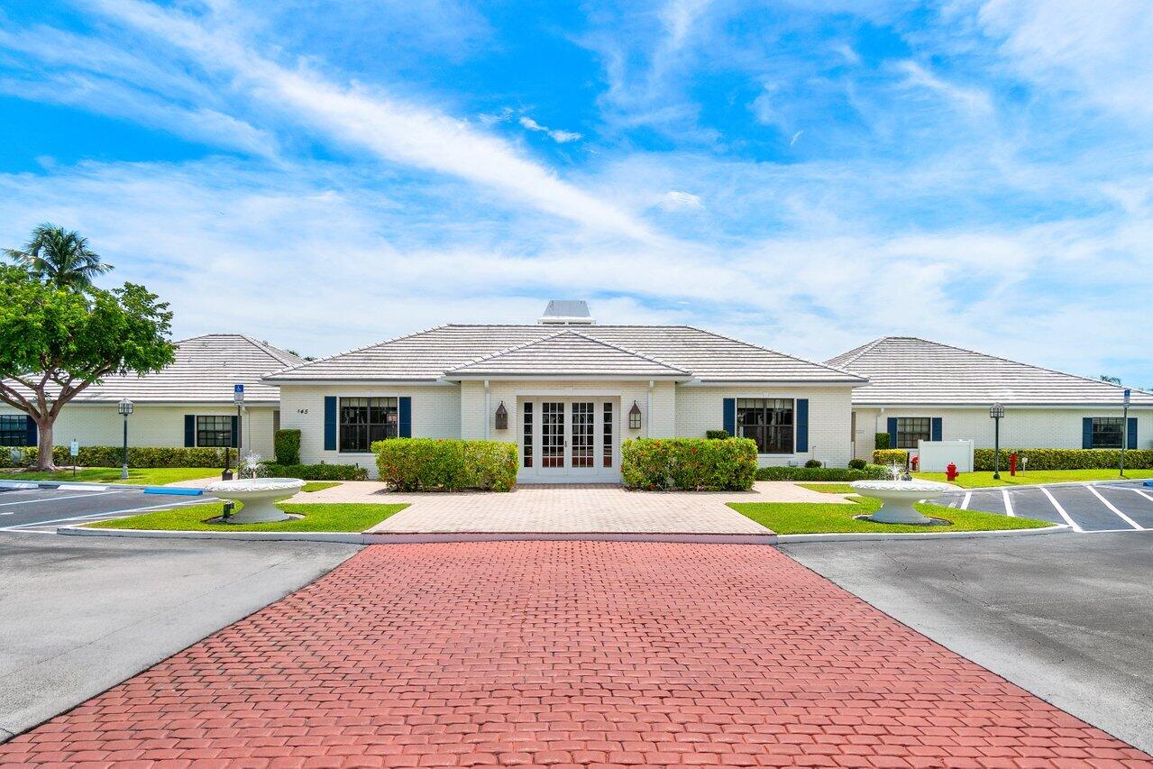 120 CYPRESS CLUB Drive 231