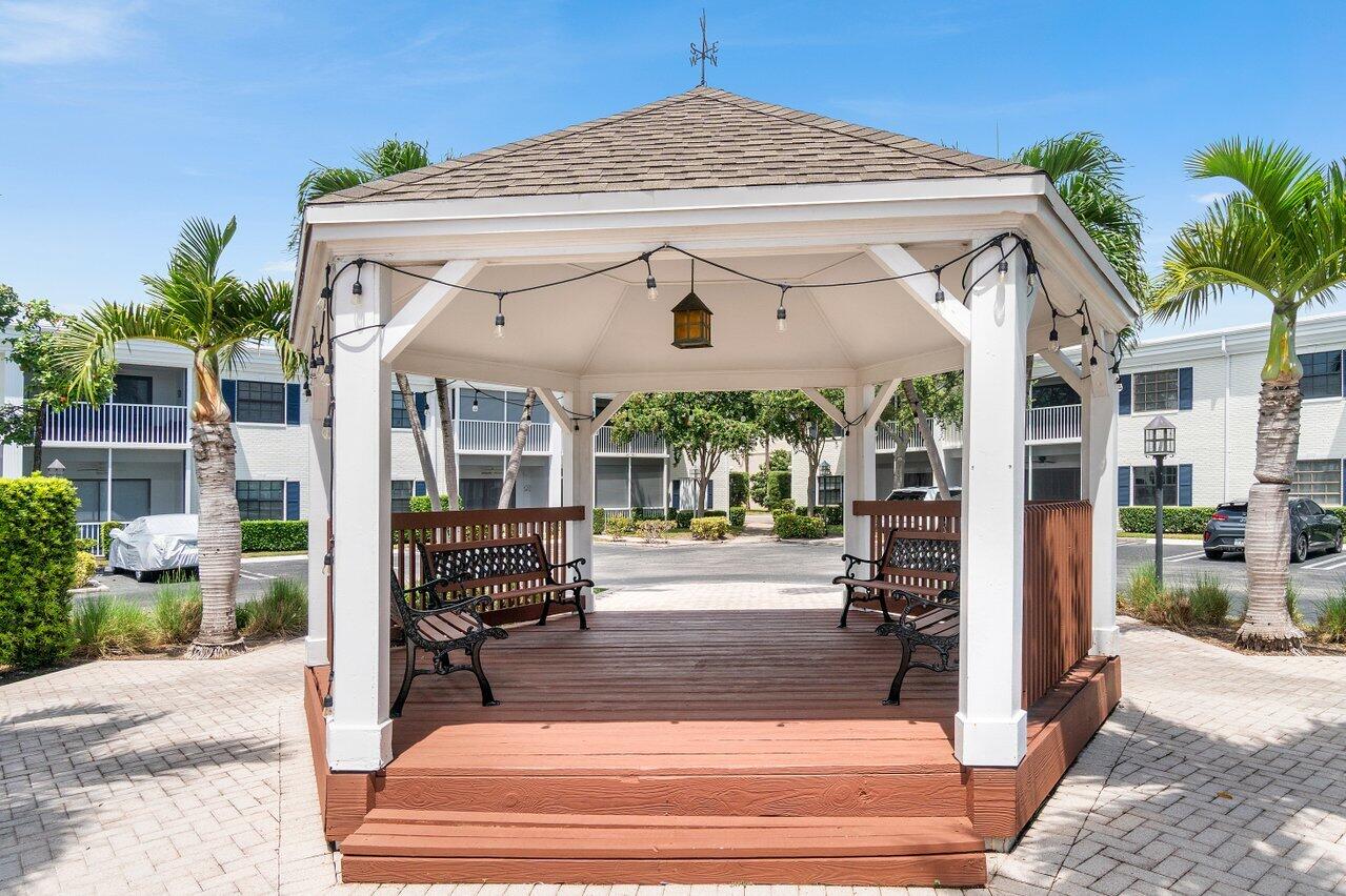 120 CYPRESS CLUB Drive 231