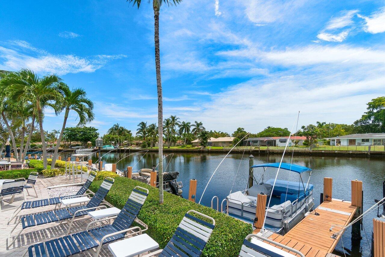 120 CYPRESS CLUB Drive 231